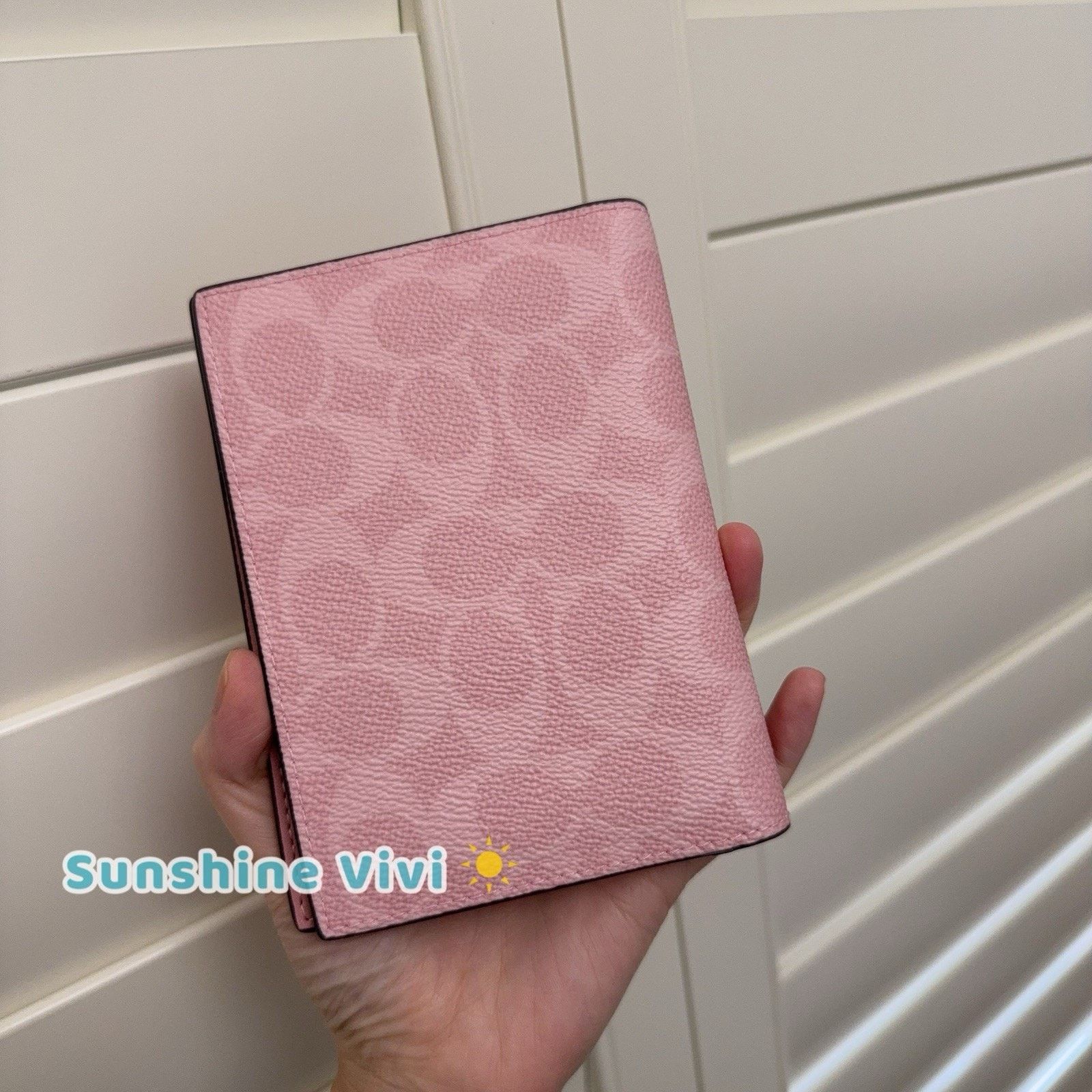 Coach NWT Limited Coach Passport Card Case Powder Pink CW170 Size ONE SIZE - 2 Thumbnail
