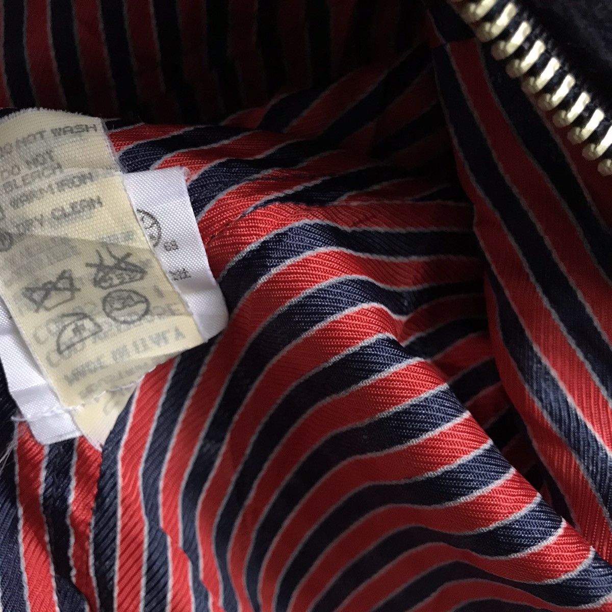 Giorgio Armani Made in Italy Armani Exchange jacket top Size XS / US 0-2 / IT 36-38 - 11 Thumbnail