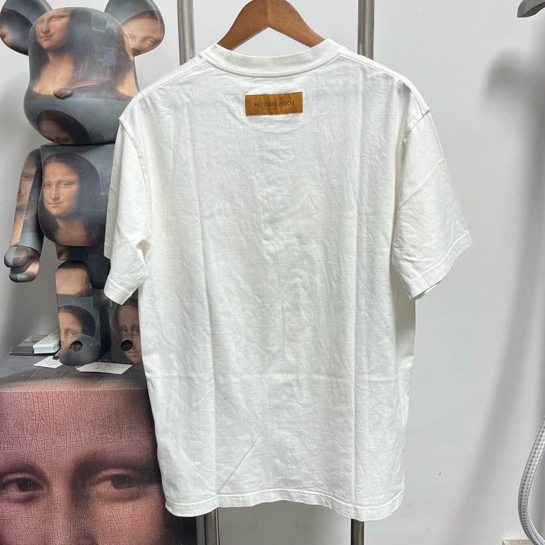 Louis Vuitton Louis Vuitton White embossed short sleeves 2504-Nextarrow Size US L / EU 52-54 / 3 - 2 Thumbnail