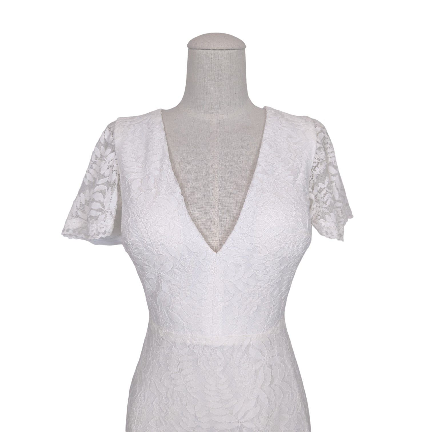 NWT Fame and Partners Chelsey White Lace Wedding Gown -  www.rajagirimanappuram.com