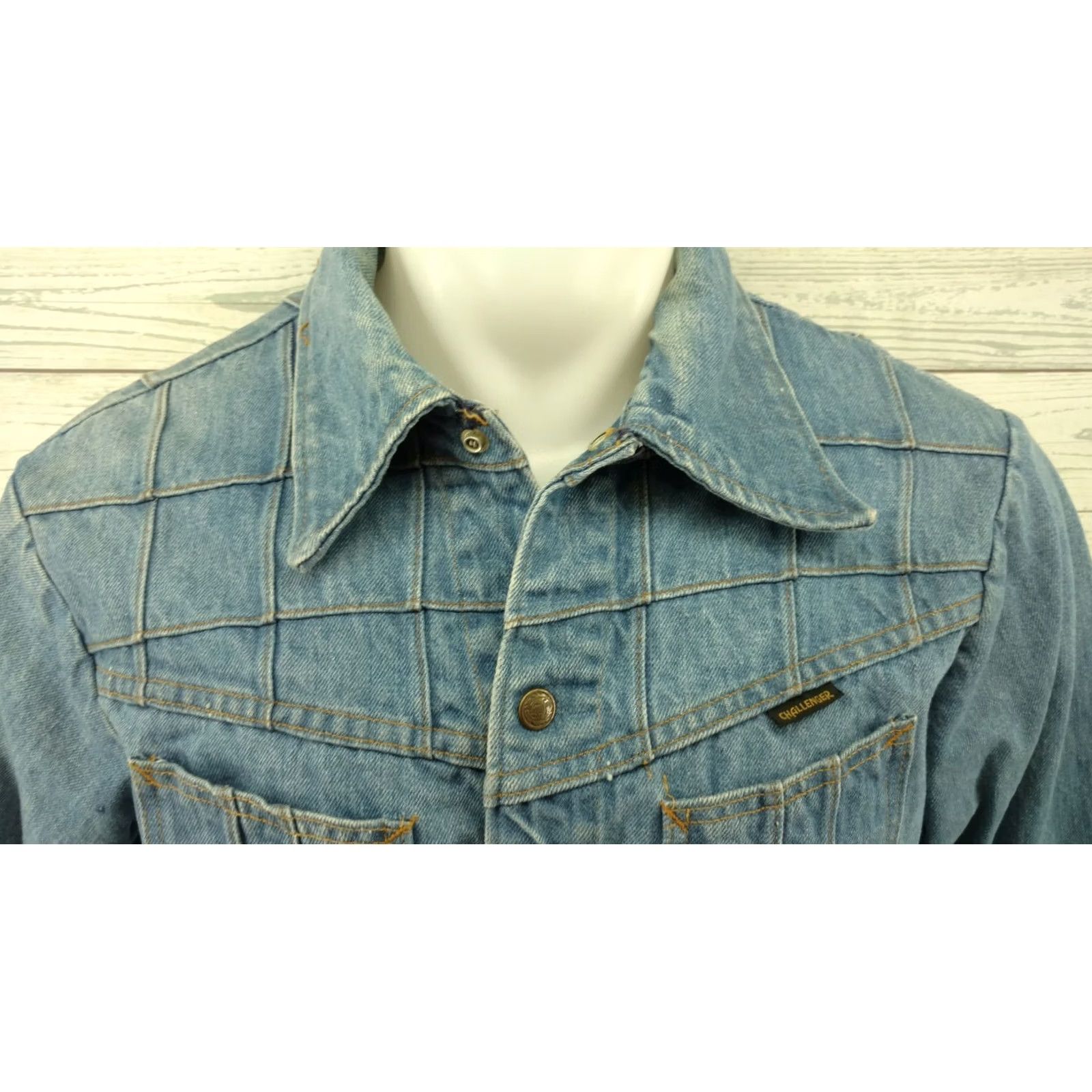 Vintage VINTAGE Challenger Jeans Jacket Mens 42 Jean Jacket Blue Button Closure Jacket 42 Mens Preschool? Size US 42 / EU 58 - 2 Thumbnail