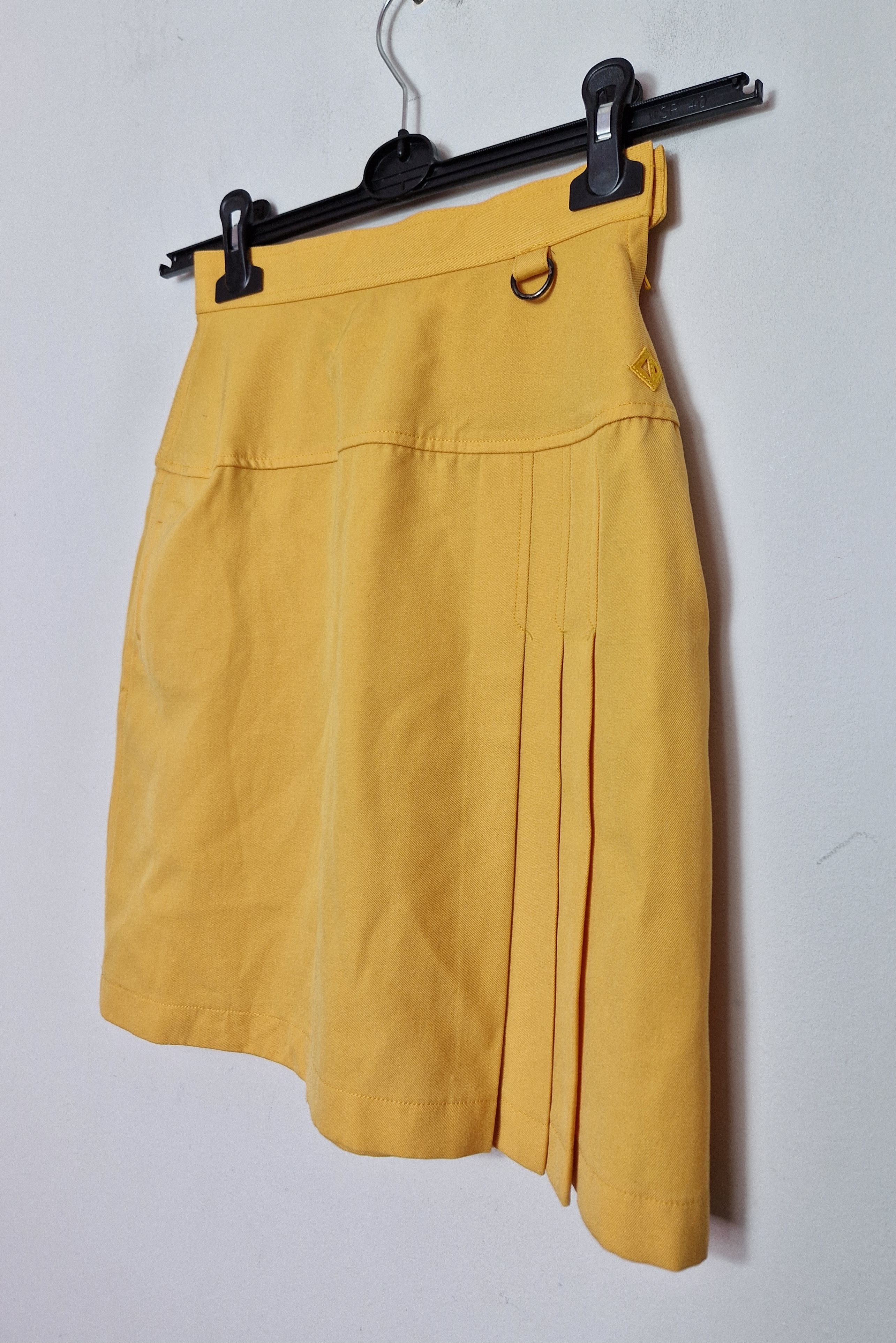 Dior Christian Dior vintage yellow mini tennis skirt Size 25" / US 0 / IT 36 - 9 Thumbnail