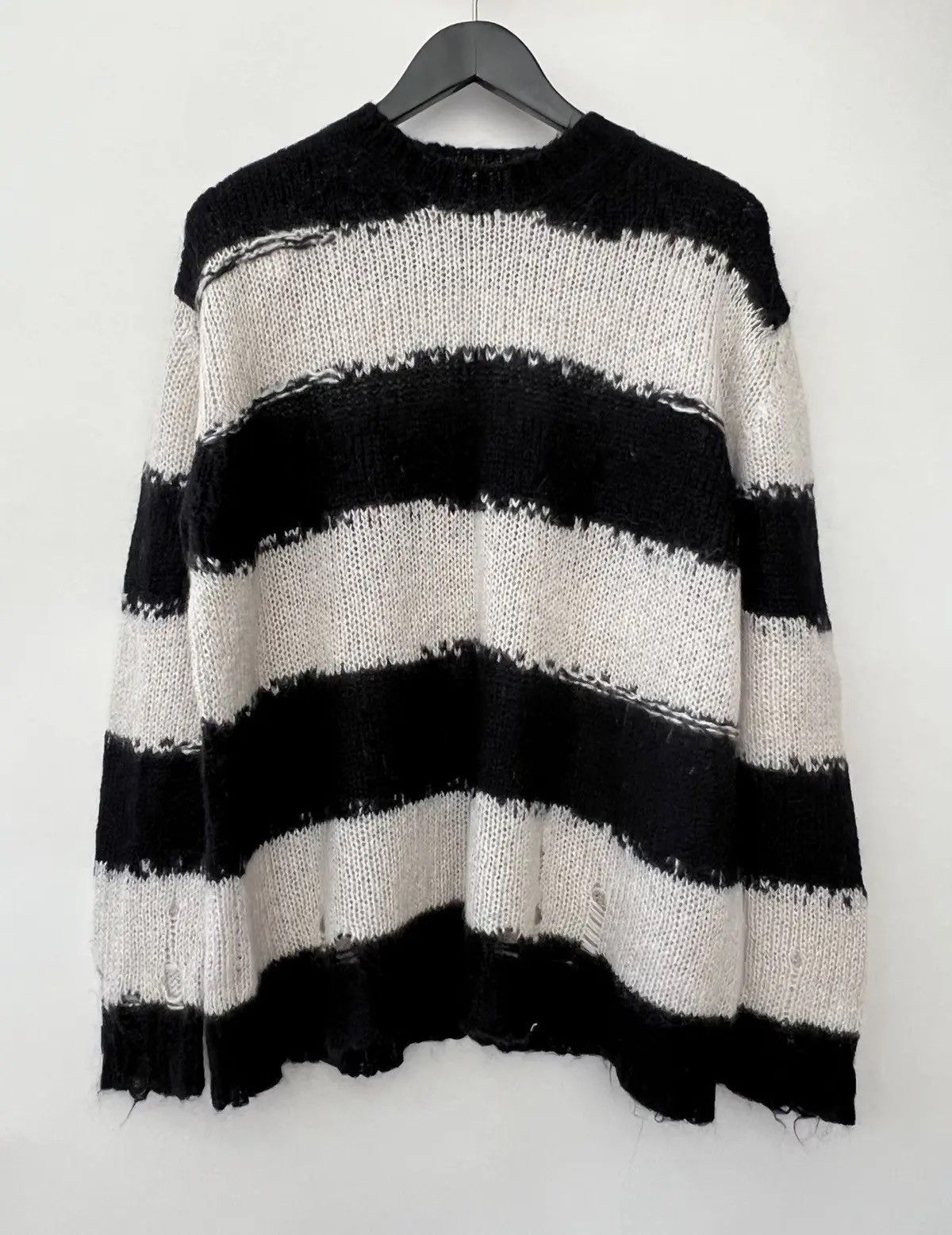 Acne Studios Acne Studios Mohair Distressed Stripped Sweater Size US S / EU 44-46 / 1 - 1 Thumbnail