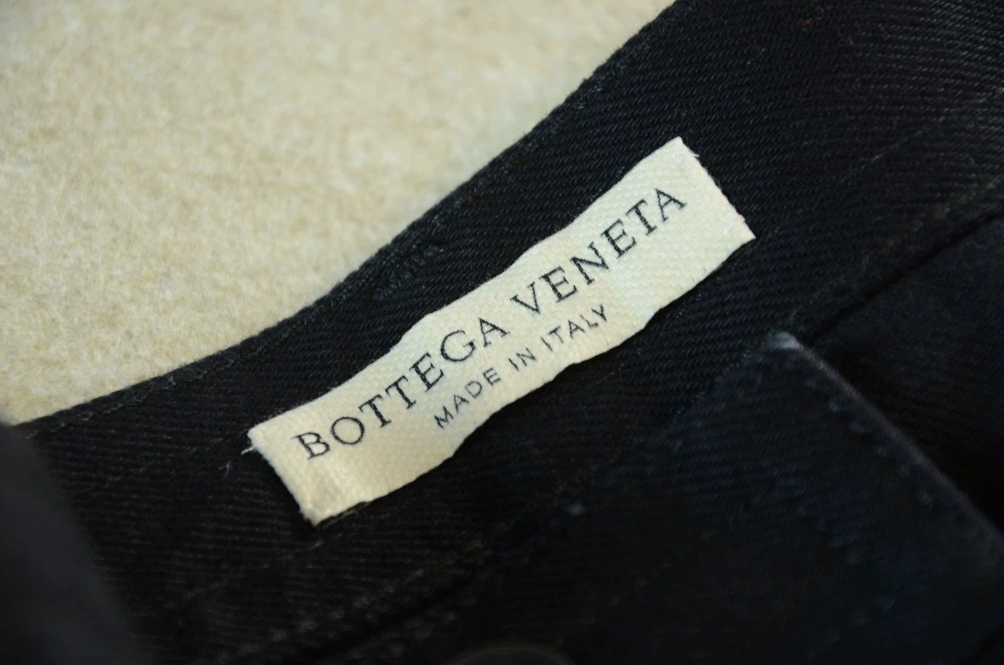 Bottega Veneta Bottega Veneta 3D Embossed Black Structured Jeans Size US 37 - 9 Thumbnail