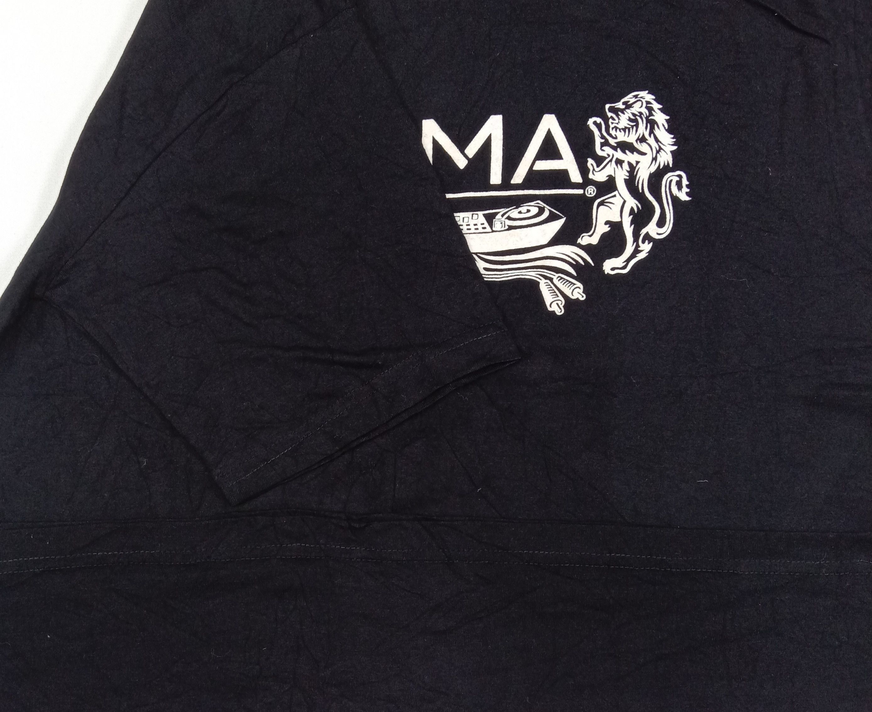 Japanese Brand Vintage ZIMA 'a little wild' T Shirt Size US L / EU 52-54 / 3 - 5 Thumbnail