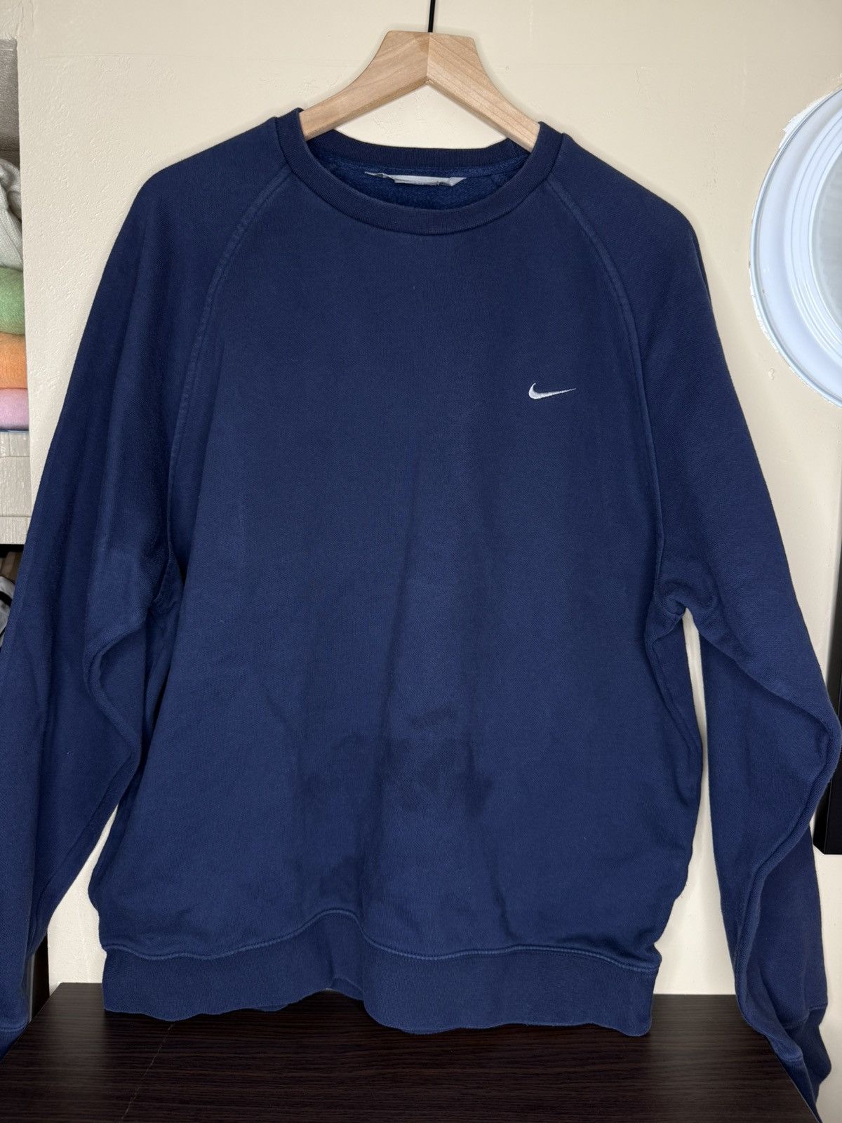 Nike × Vintage Vintage Nike navy crewneck Size US L / EU 52-54 / 3 - 1 Thumbnail