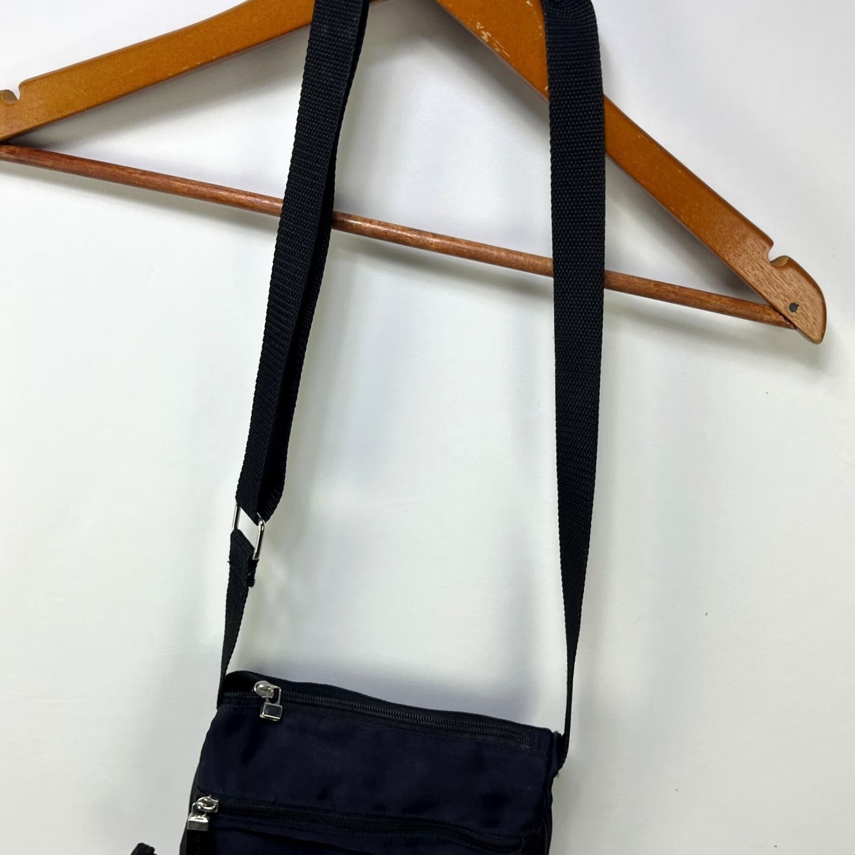 Vintage VINTAGE Polo Sport Ralph Lauren Crossbody Messenger Bag 90s Medium Black Nylon Outdoor Size US M / EU 48-50 / 2 - 3 Thumbnail