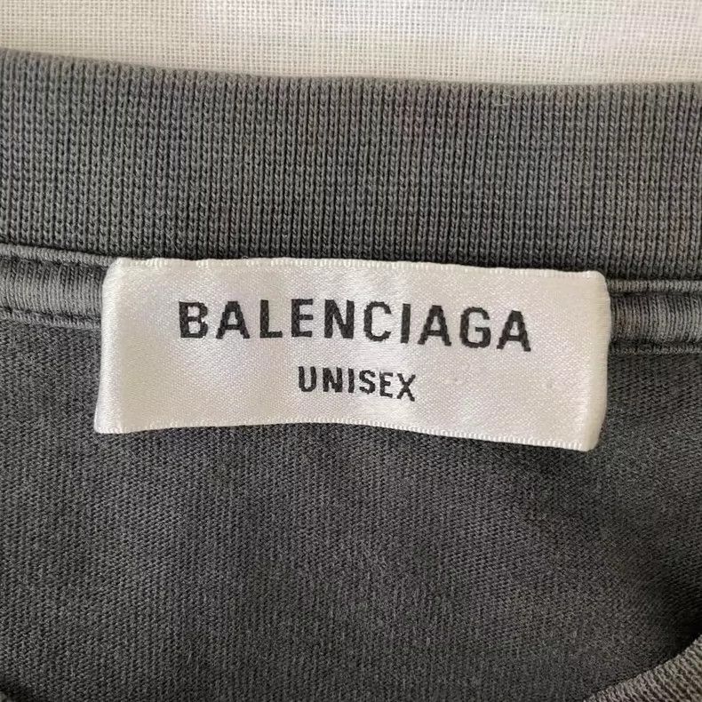 Balenciaga Balenciaga Make Old Batman Letter Short Sleeve Size US S / EU 44-46 / 1 - 4 Thumbnail