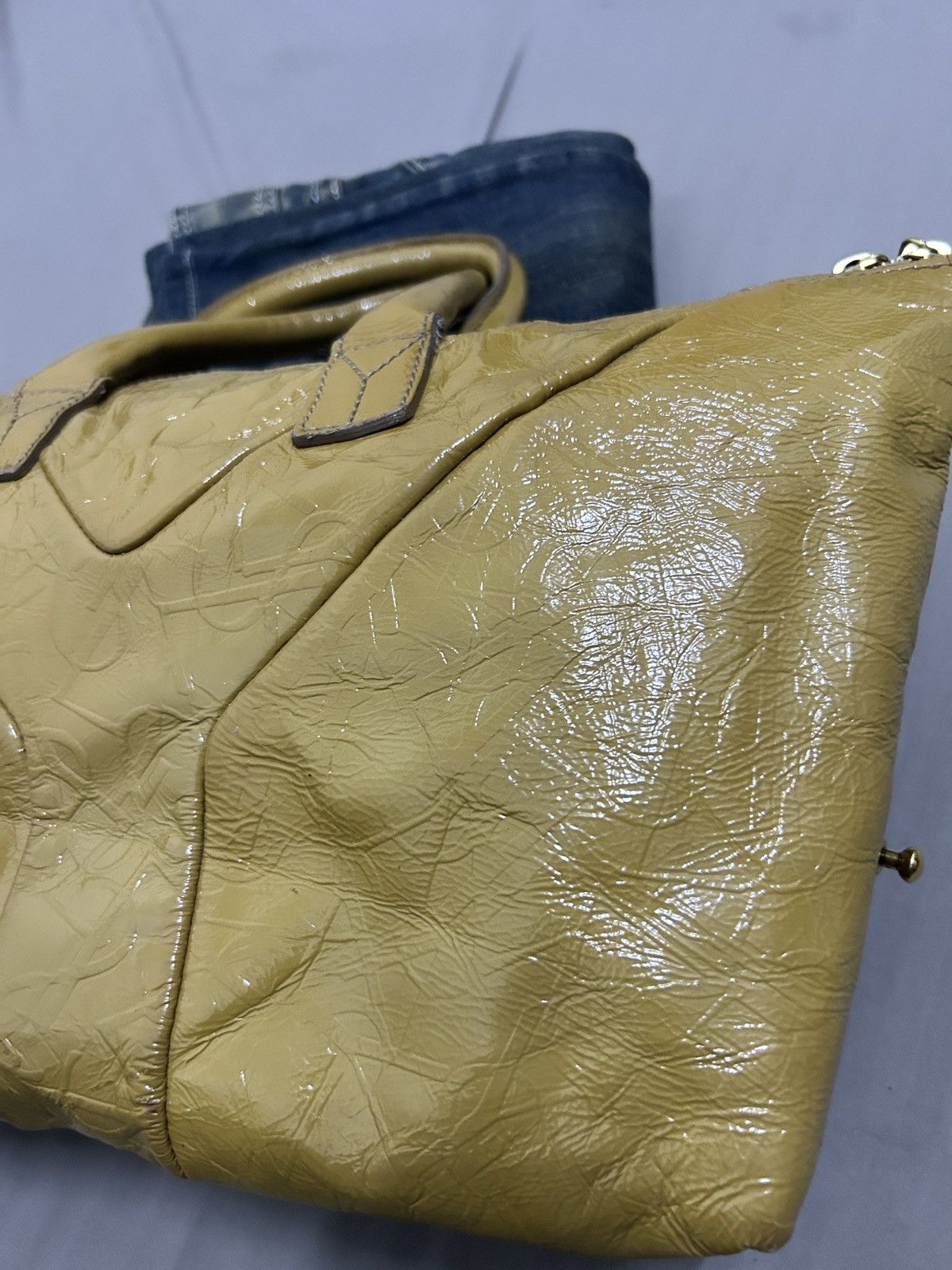 Yves Saint Laurent Yves Saint Laurent Leather Handbag Size ONE SIZE - 5 Thumbnail