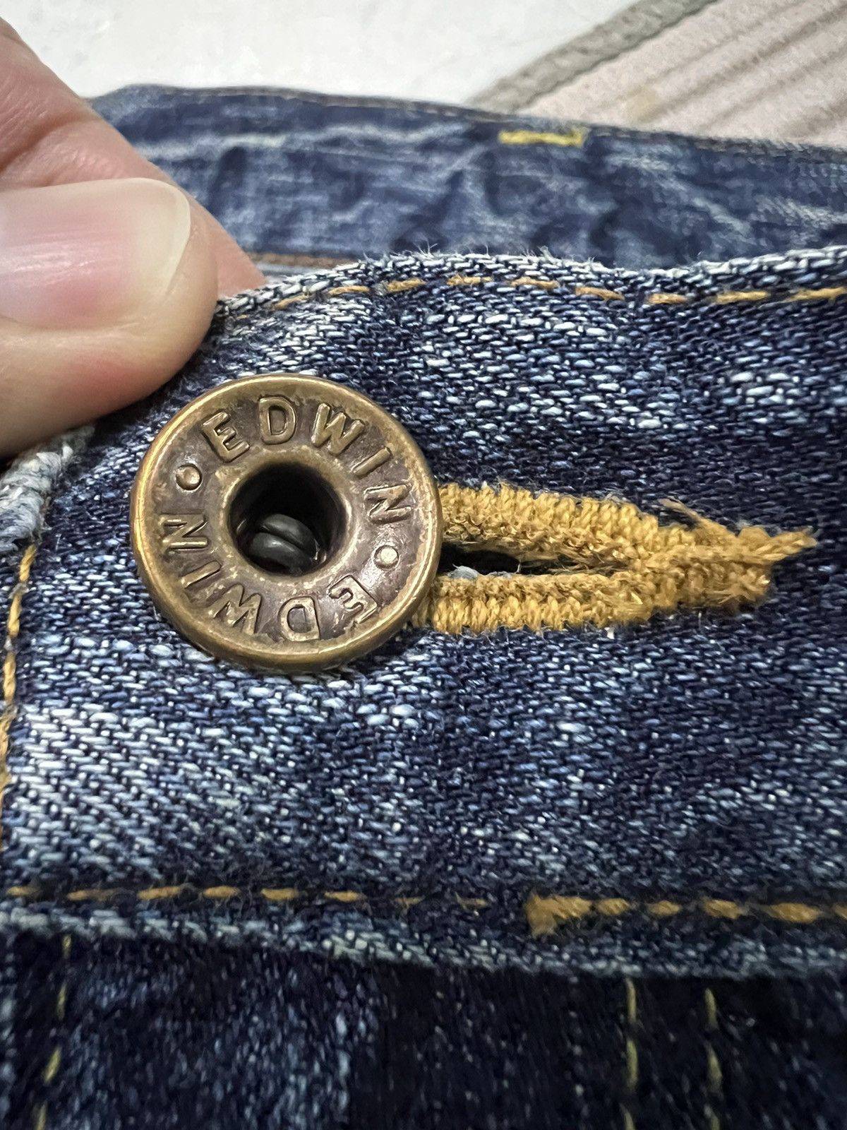 Edwin × If Six Was Nine VINTAGE EDWIN 505z SELVEDGE DISTRESSED BAGGY JEANS Size US 31 - 7 Thumbnail