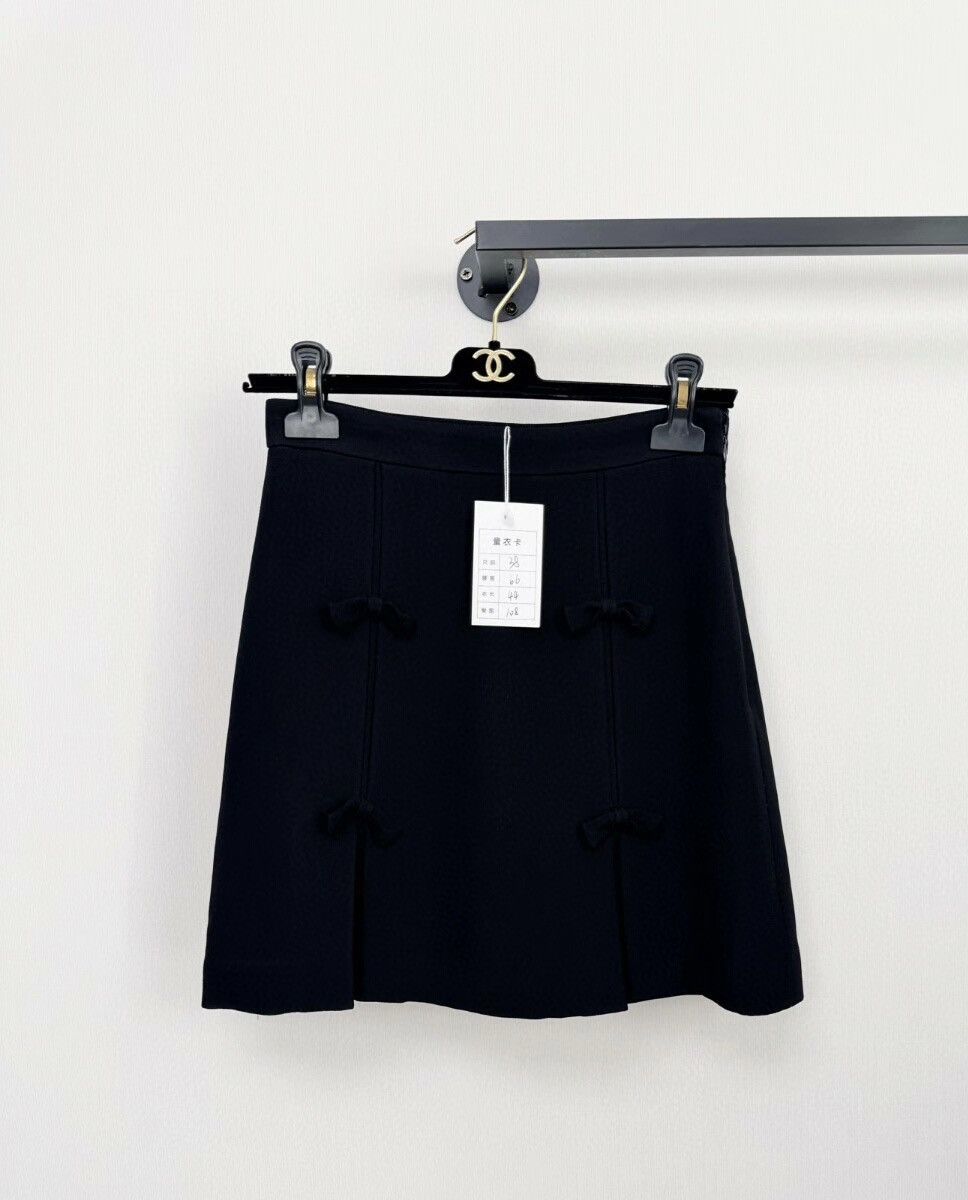 Miu Miu Miumiu skirt Size 38" / US 16 / IT 52 - 1 Thumbnail