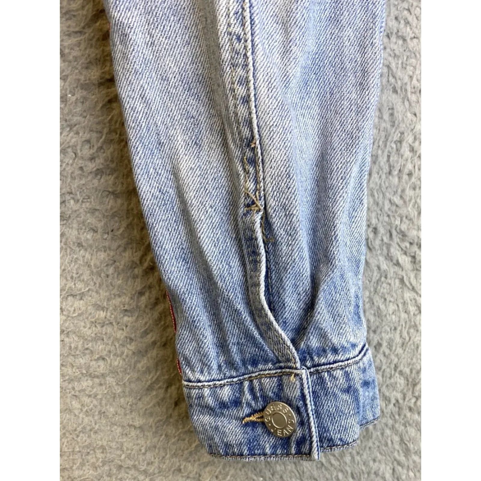 Guess VINTAGE GUESS Jeans Denim Jacket Womens Slim Button Long Sleeve M Blue Collared Casual Coat Jacket - 94-48 Size M / US 6-8 / IT 42-44 - 2 Thumbnail