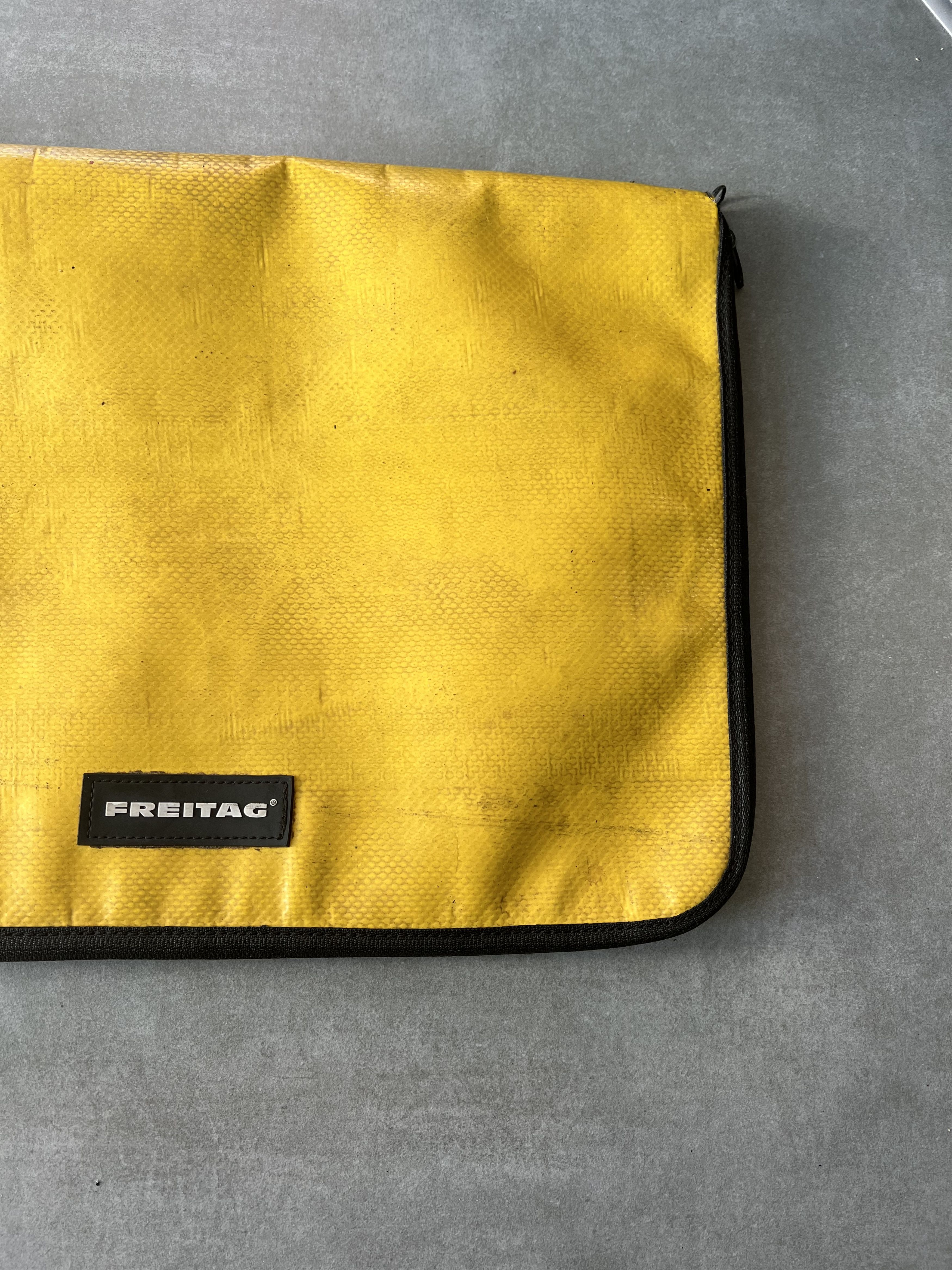Freitag RARE - Freitag SLEEVE for Laptop size 38X28 cm Size ONE SIZE - 8 Thumbnail
