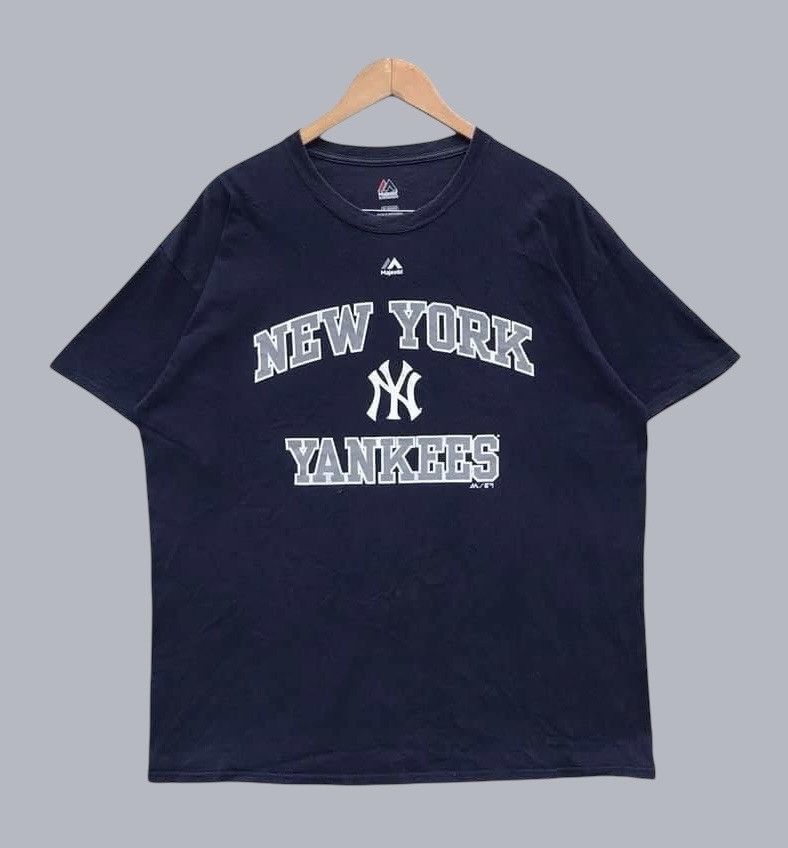 Majestic RARE🔥 New York Yankees Size US XL / EU 56 / 4 - 1 Thumbnail