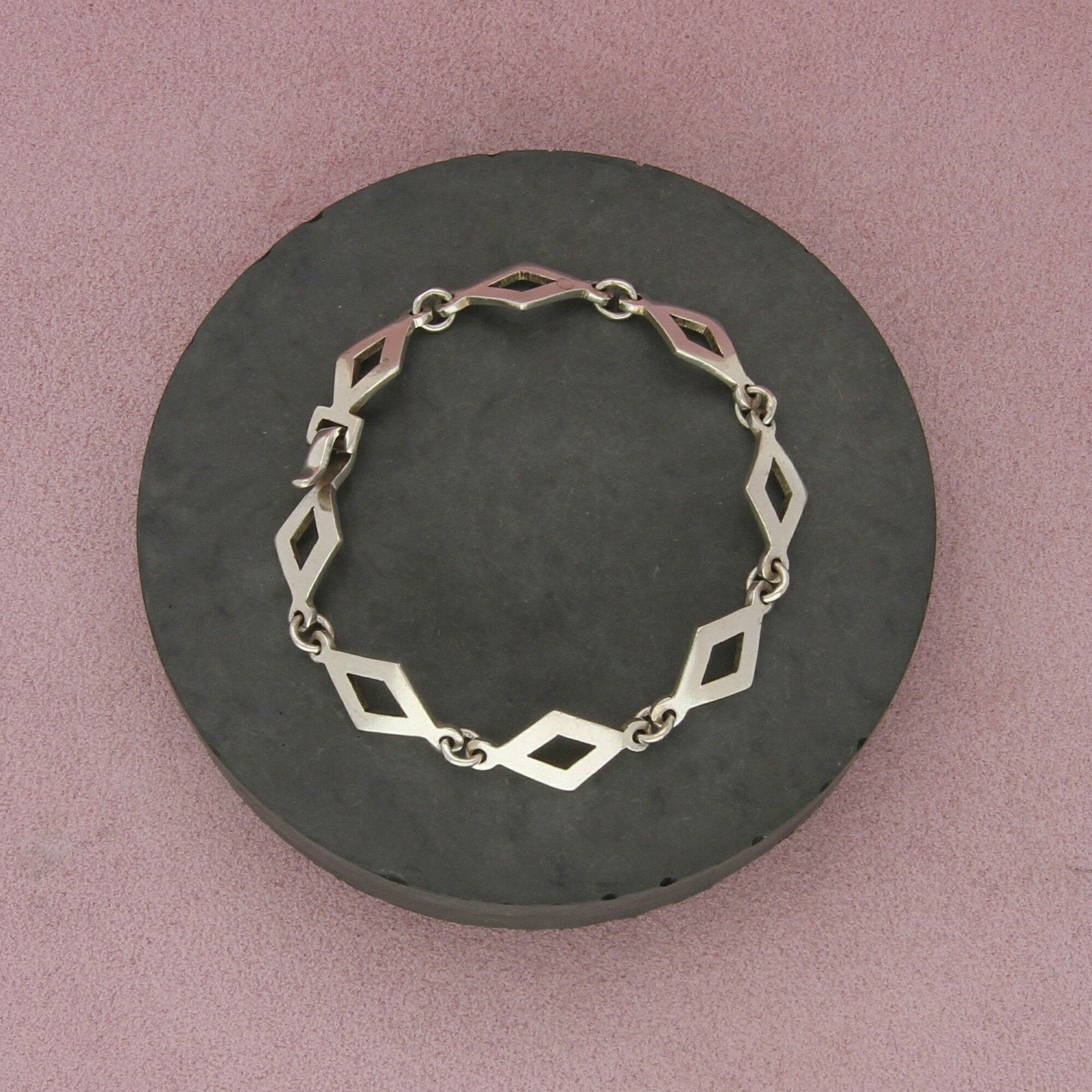 Sterling Silver taxco sterling silver diamond shape bracelet size 7.5in Size ONE SIZE - 1 Thumbnail