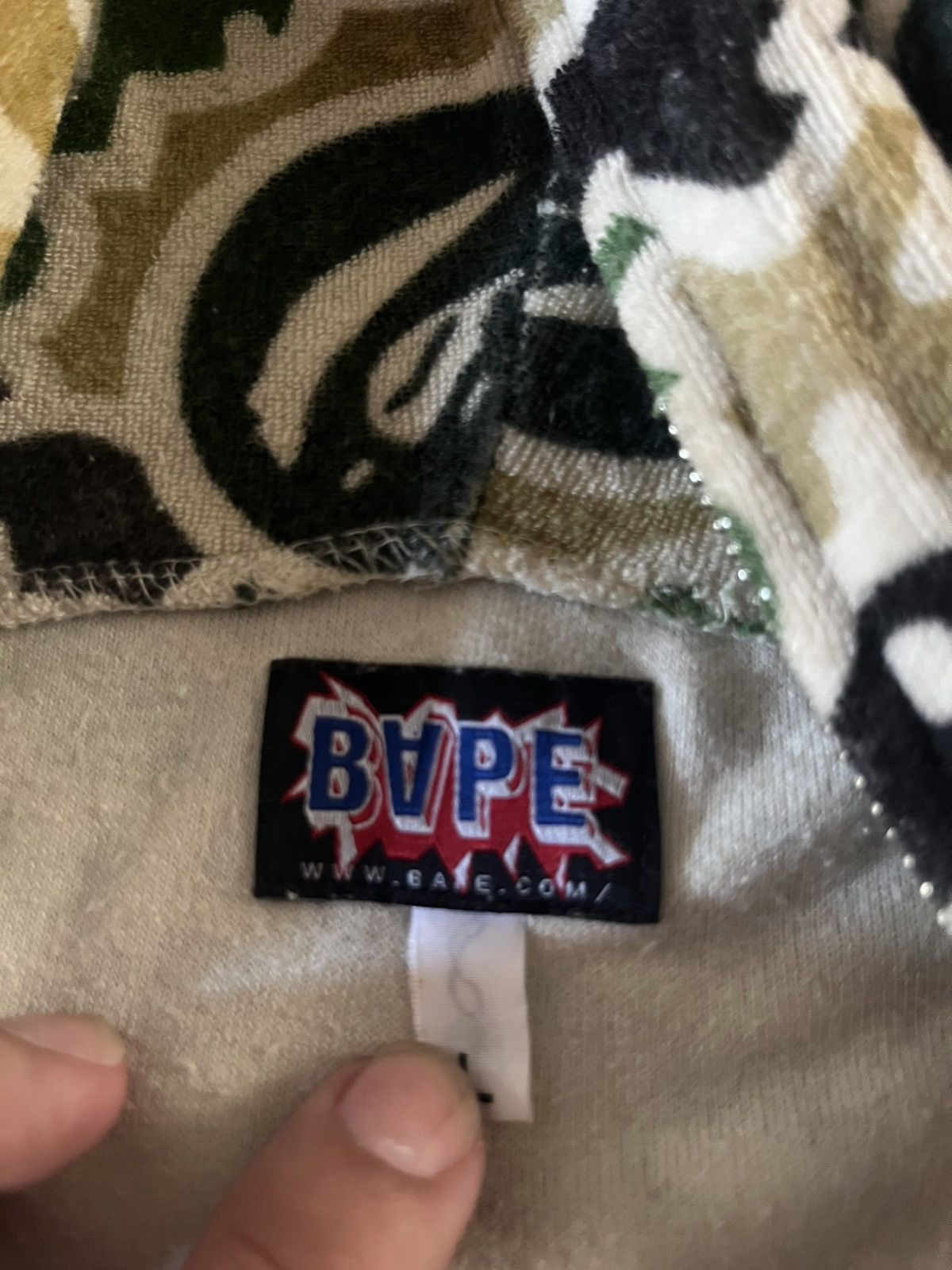 Bape Bape Keith Haring Camo zip Hoodie Rare Size US L / EU 52-54 / 3 - 6 Thumbnail