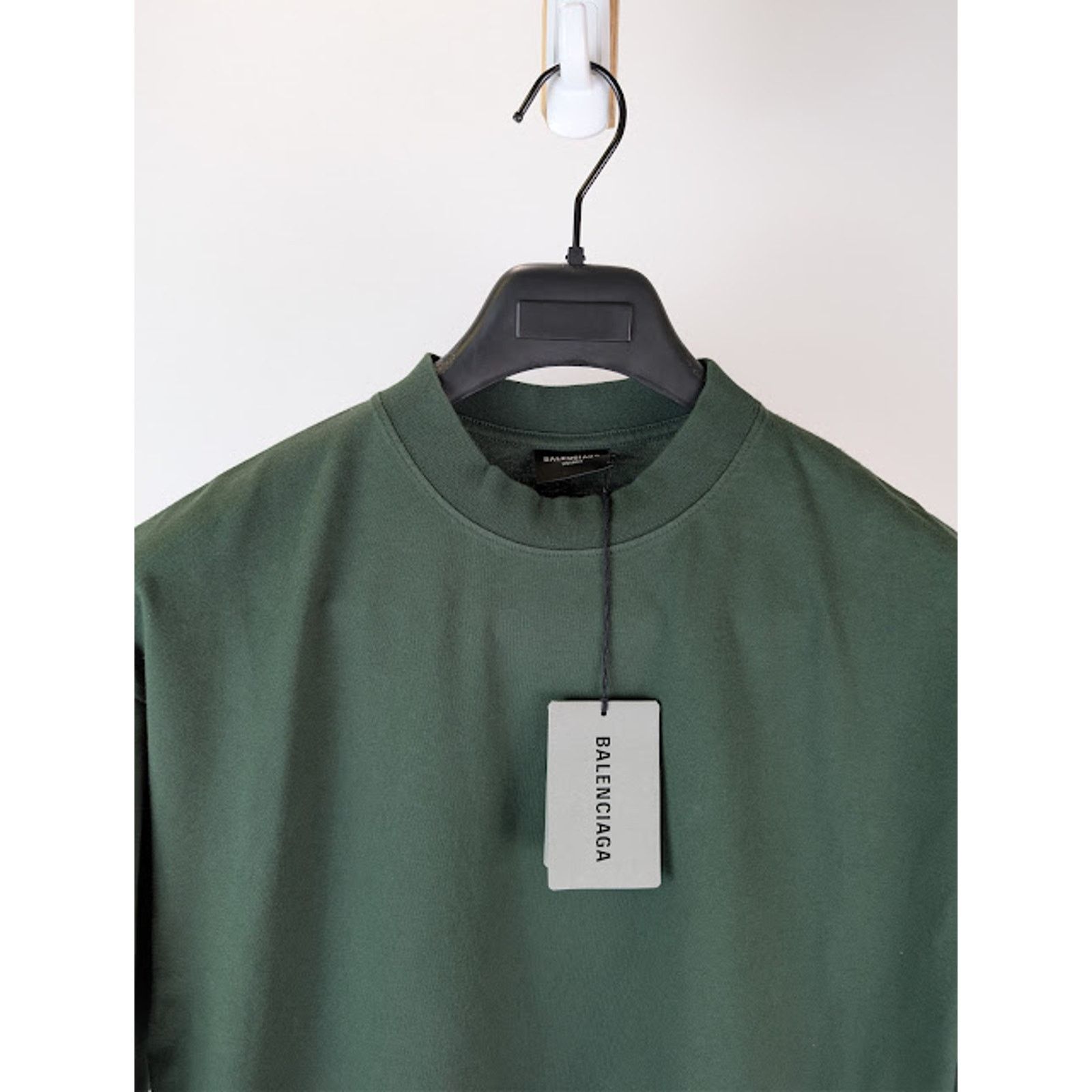 Balenciaga o1rshd1 Ramadan 24 Vintage Jersey T-Shirt Dark Green / Black Size US L / EU 52-54 / 3 - 7 Thumbnail