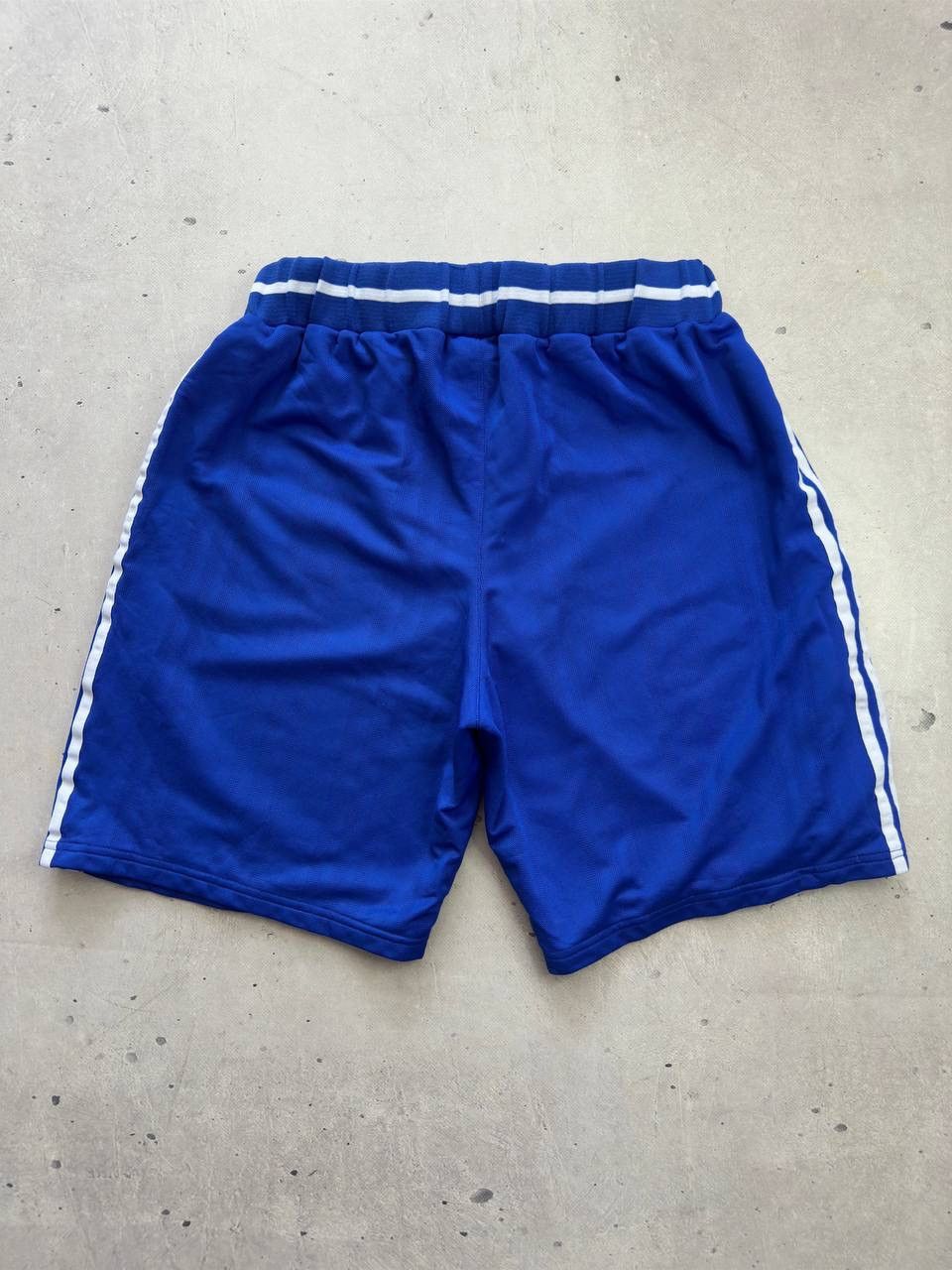 Adidas Vintage Adidas 3-Stripes Athletic Shorts Men’s Large Blue Size US 34 / EU 50 - 9 Thumbnail