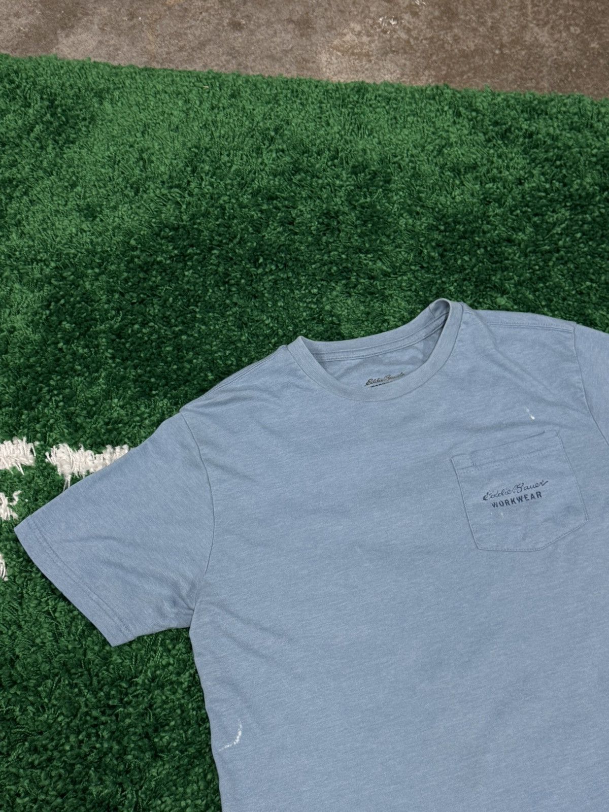 Eddie Bauer Eddie Bauer Workwear Pocket Distressed Logo Tee Blue Large Size US L / EU 52-54 / 3 - 2 Thumbnail