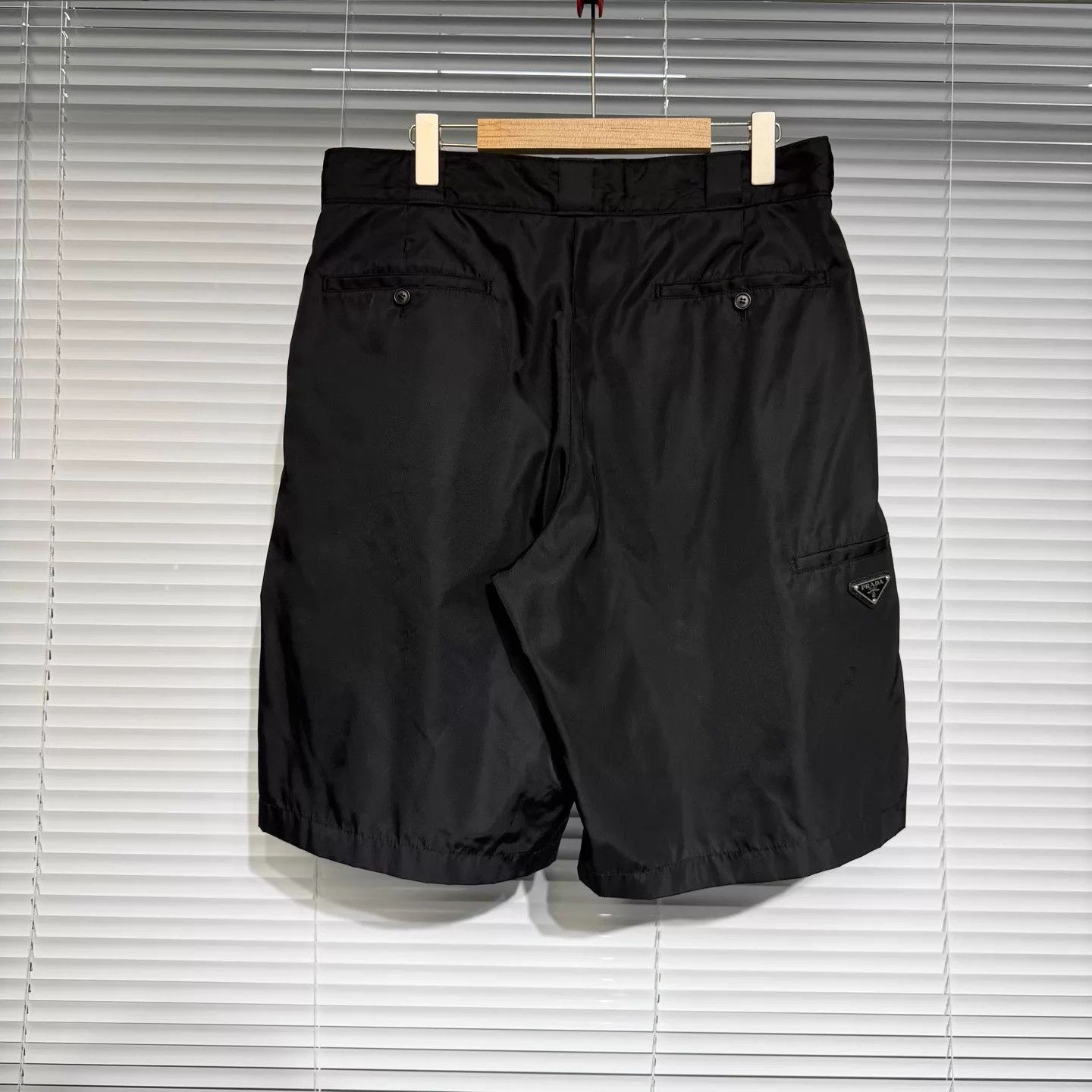Prada Prada Re-Nylon Straight Black Triangle Logo Shorts 99 New 48 Size US 32 / EU 48 - 1 Thumbnail