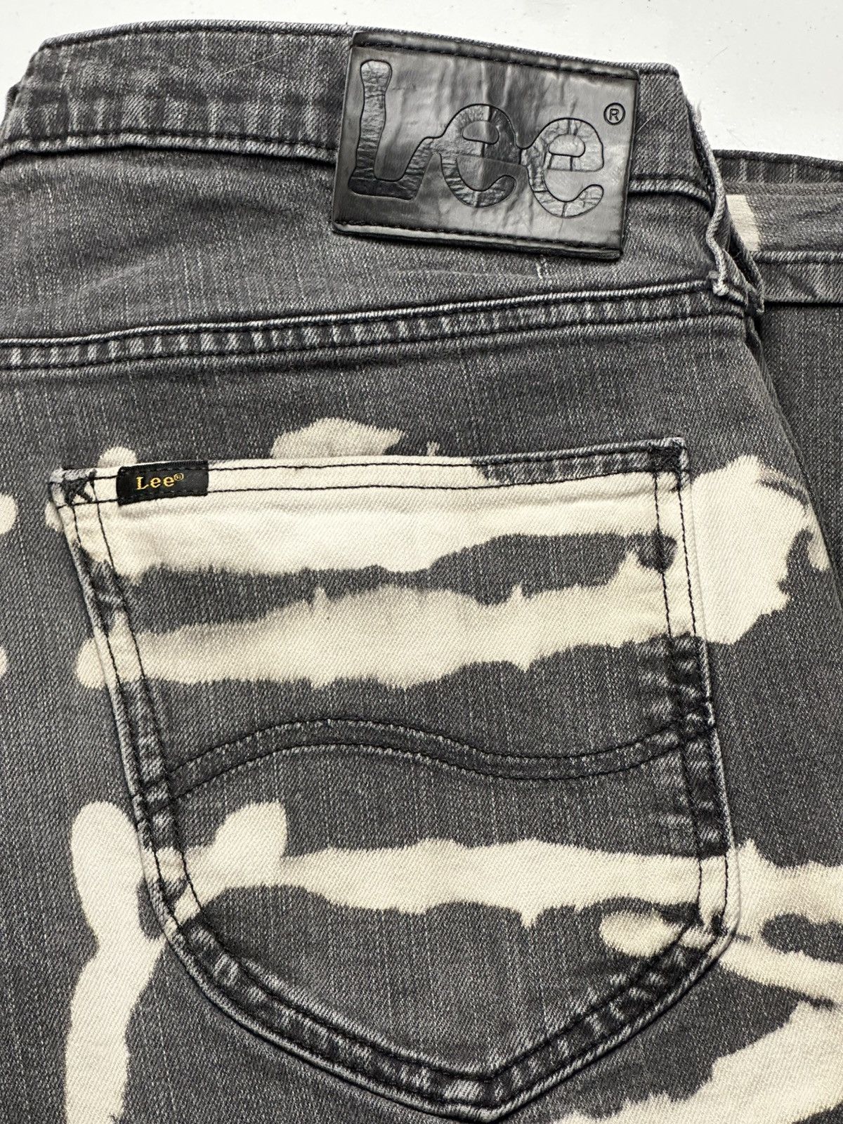 Vintage Vintage Y2K Lees Bleach Splatter dark denim jeans Size US 34 / EU 50 - 5 Thumbnail
