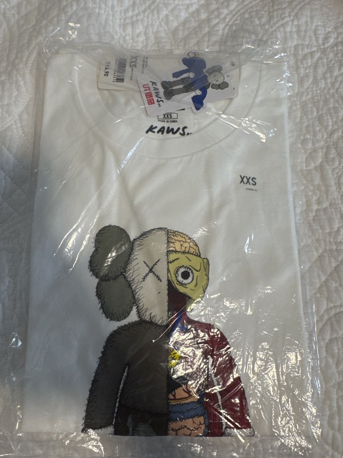 Kaws × Uniqlo KAWS x Uniqlo Flayed Tee - XXS Size US XXS / EU 40 - 1 Thumbnail