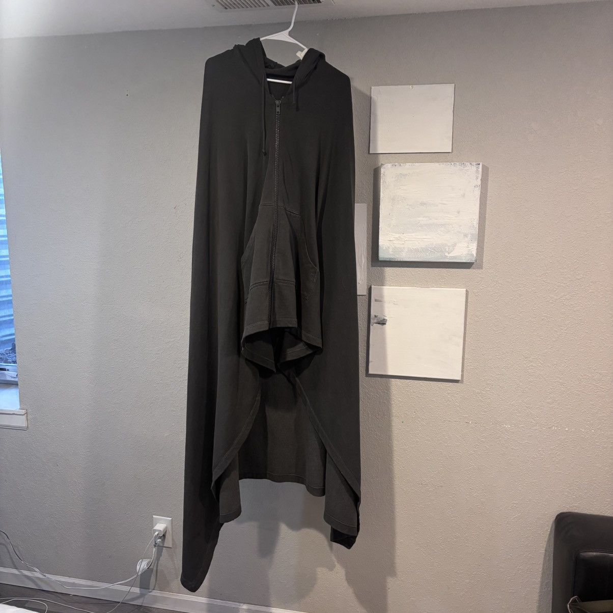 Raf Simons Raf Simons AW 04 waves cape Size US M / EU 48-50 / 2 - 1 Thumbnail