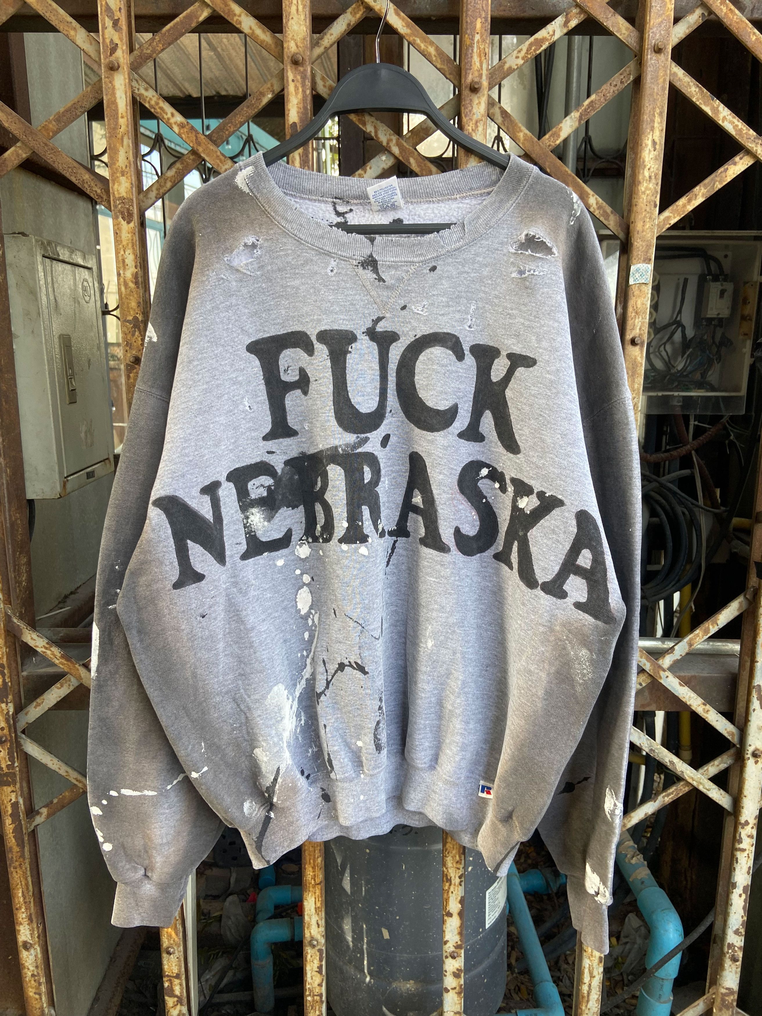 Russell Athletic 90s FUCK NEBRASKA THRASHED Russell Sweatshirt Size US XL / EU 56 / 4 - 4 Thumbnail