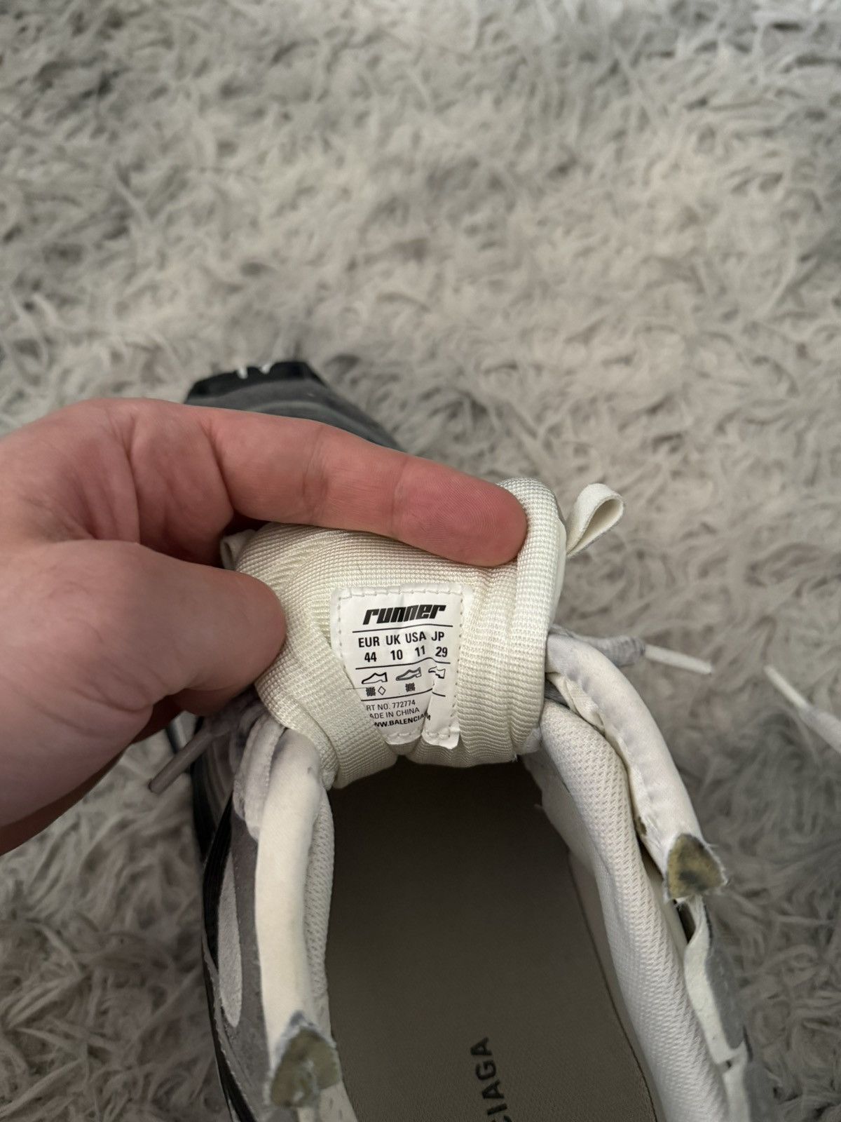 Balenciaga runner sneakers Size US 11 / EU 44 - 4 Thumbnail