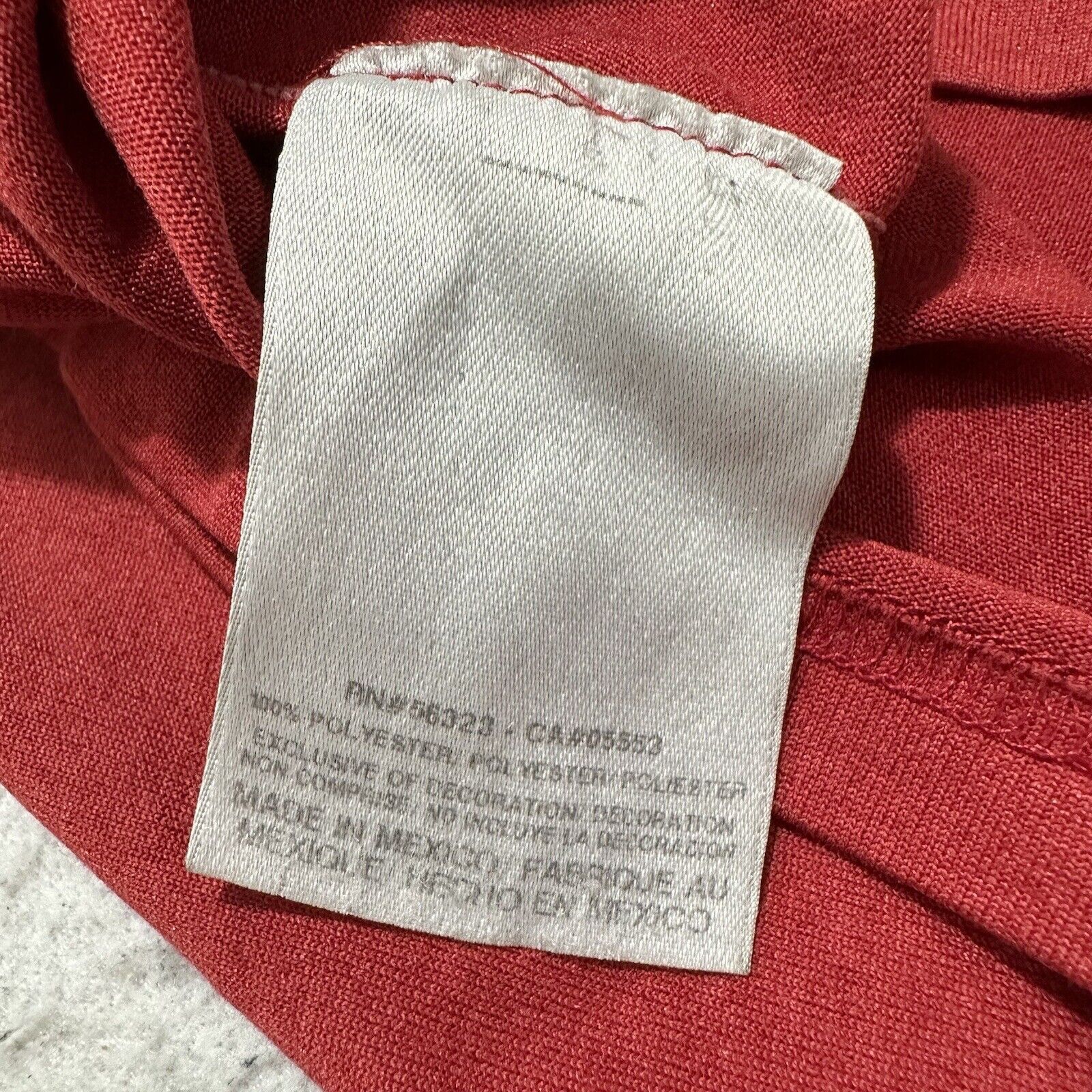 Nike Nike Dri Fit Medium Red Athletic T Shirt Swoosh Logo Size US M / EU 48-50 / 2 - 4 Thumbnail