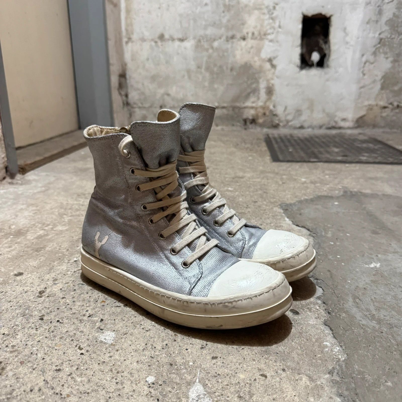 Rick Owens Rick owens drkshdw silver ramones logo Size US 8.5 / IT 38.5 - 1 Thumbnail