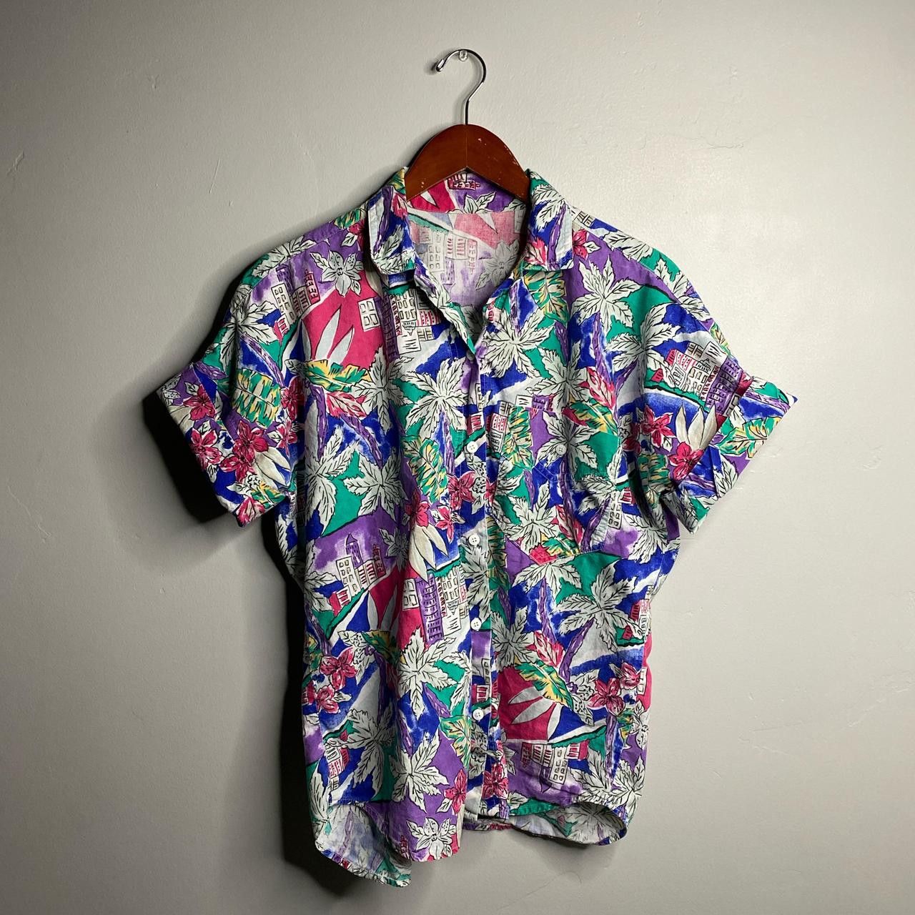 Cherokee 90’s vacation button up shirt with floral pattern Size M / US 6-8 / IT 42-44 - 1 Thumbnail