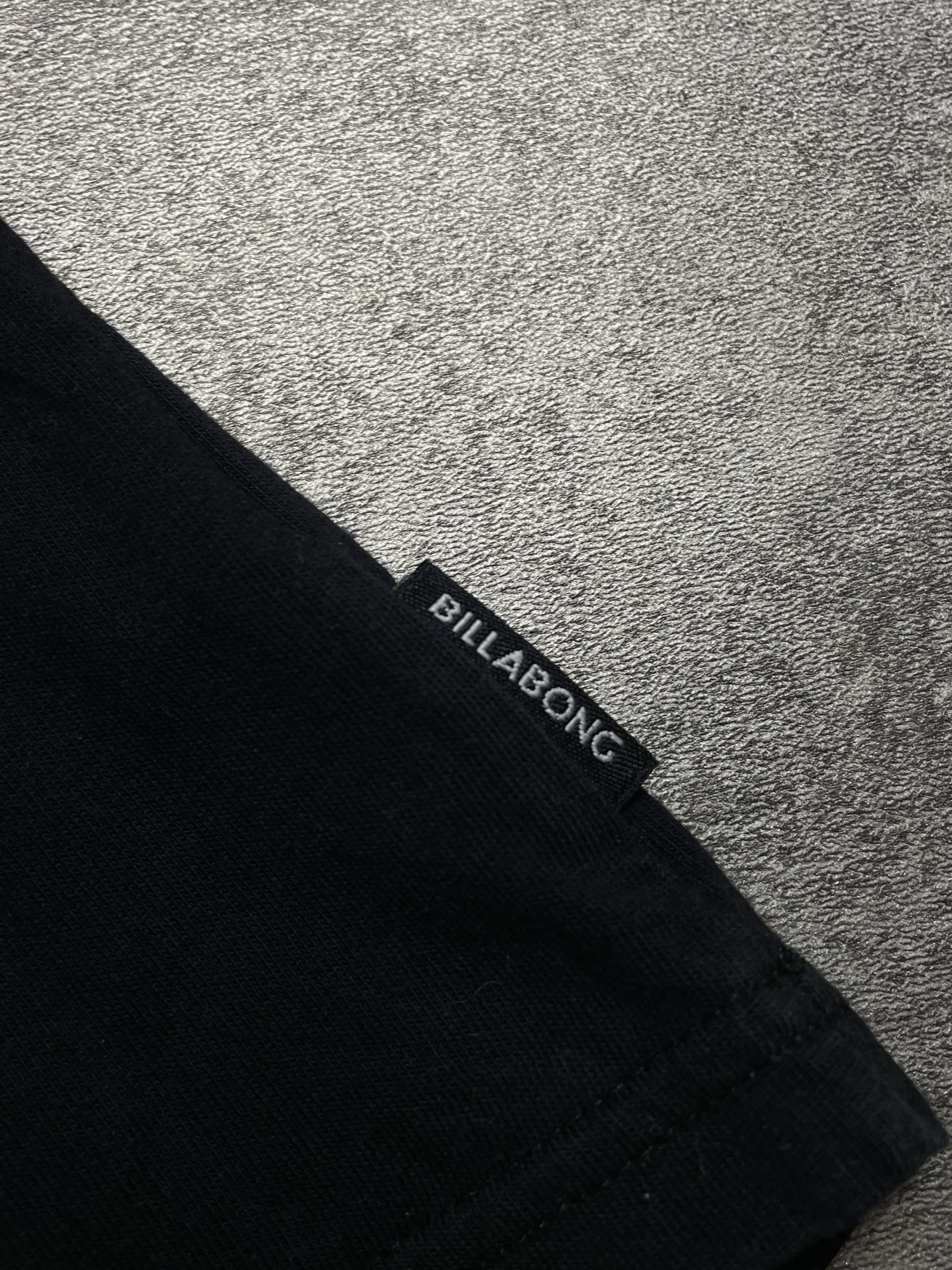 Billabong RARE Billabong Vintage Y2K T-Shirt Spellout Logo Size US S / EU 44-46 / 1 - 7 Thumbnail