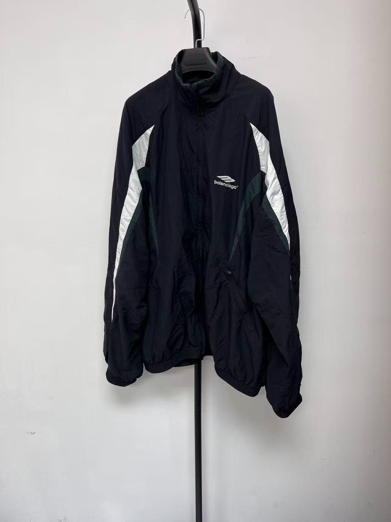 Balenciaga balenciaga men's long sleeve zip jacket Size US L / EU 52-54 / 3 - 1 Thumbnail