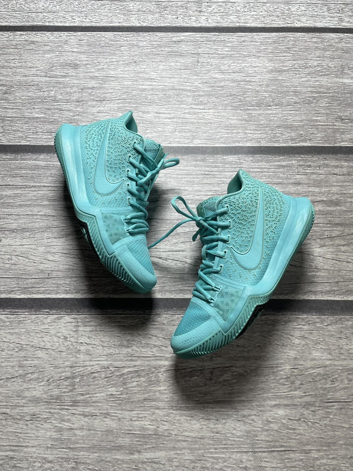 Nike Nike Kyrie 3 Aqua Tiffany Basketball sneakers Size US 8 / EU 41 - 1 Thumbnail