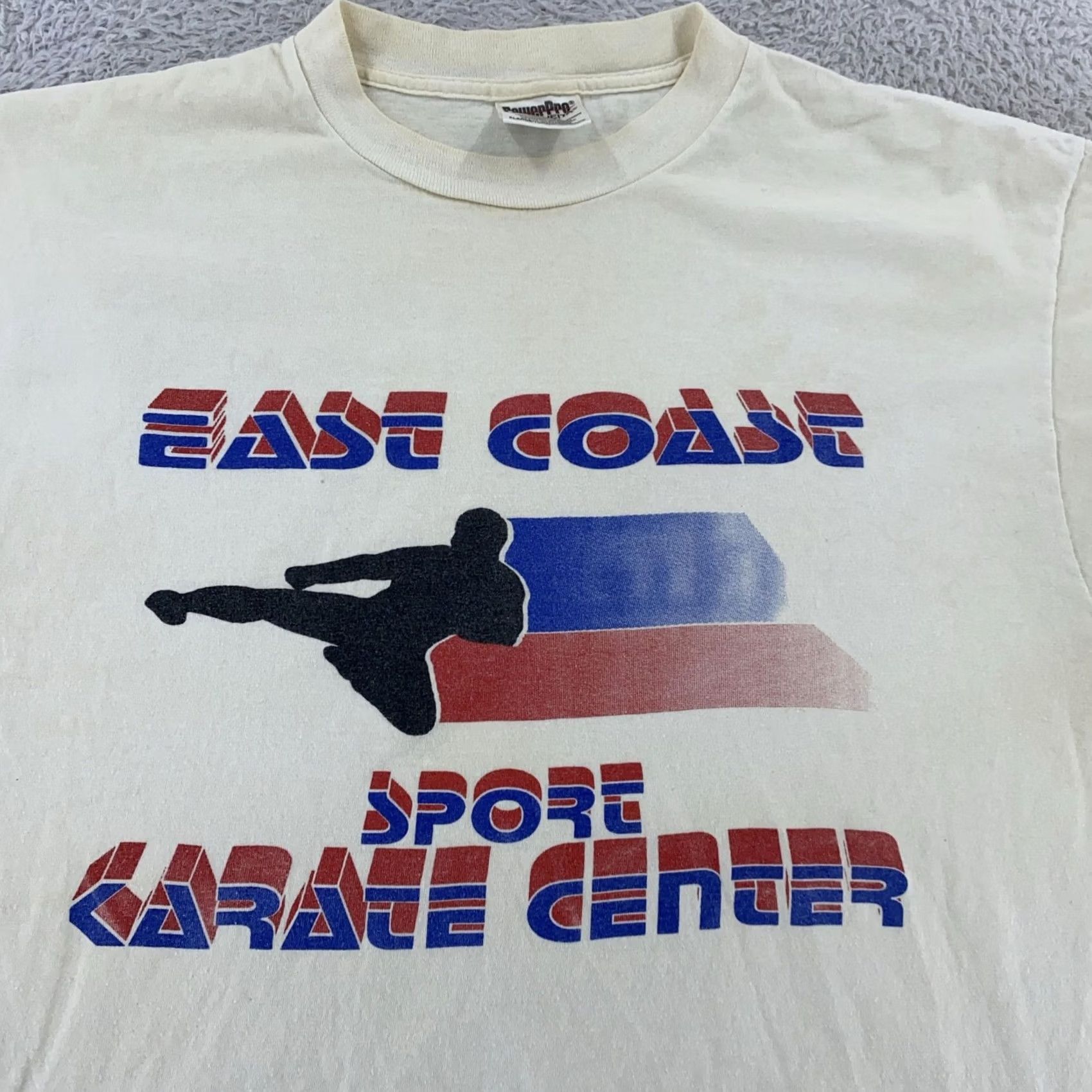 Vintage VINTAGE Distressed East Coast Sport Karate Center T-Shirt L/XL Mens Beige Cotton Short Sleeve Crew Neck Graphic Print 90s Jersey NJ Size US L / EU 52-54 / 3 - 2 Thumbnail