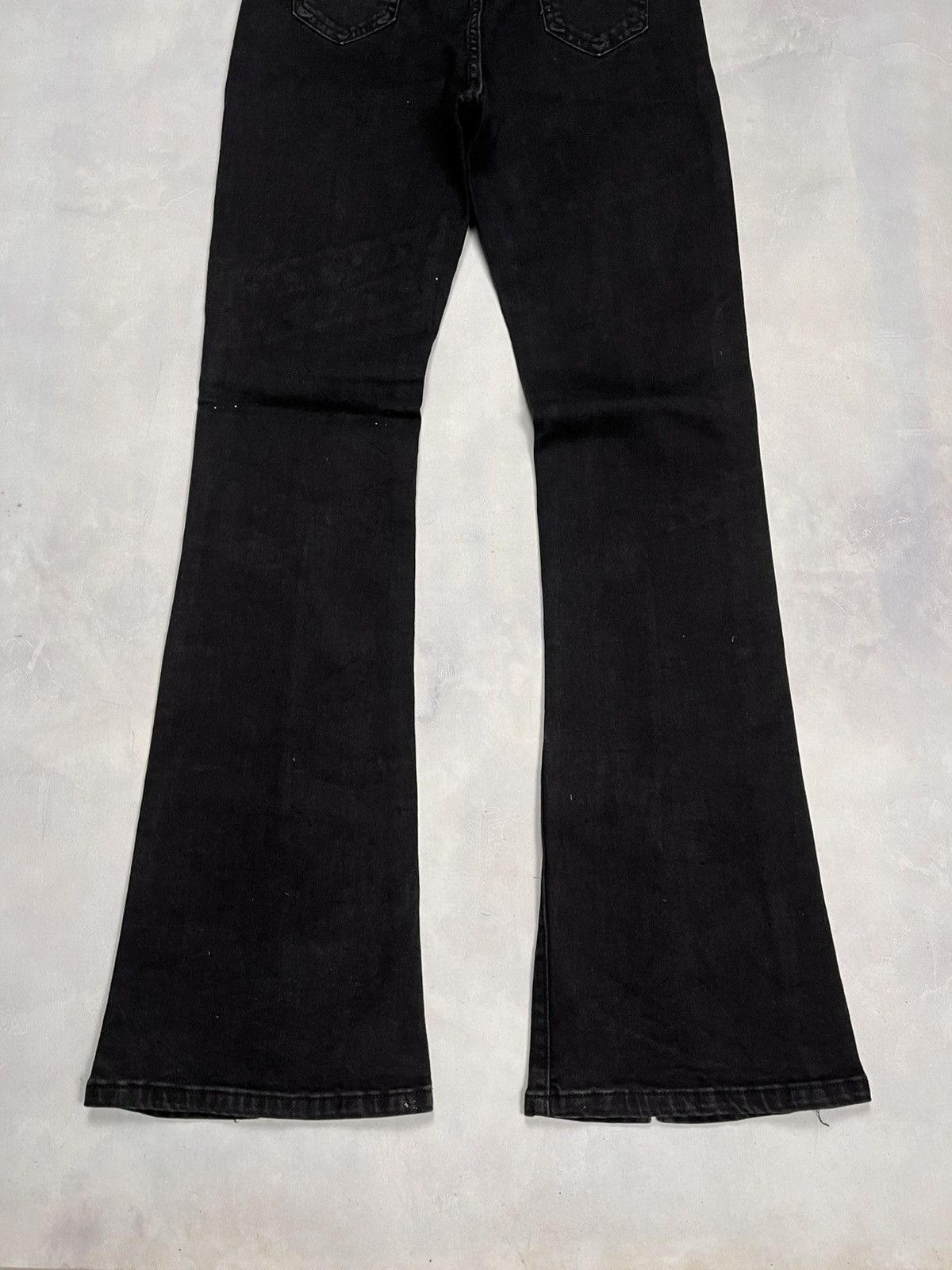 Japanese Brand 2000s Flared Denim Black Size US 26 / EU 42 - 7 Thumbnail