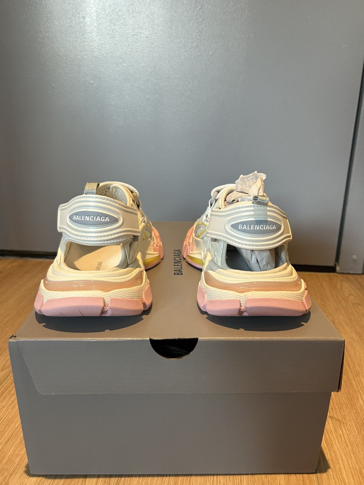 Balenciaga Balenciaga Track Sandal 37 Size US 5 / EU 37 - 7 Thumbnail