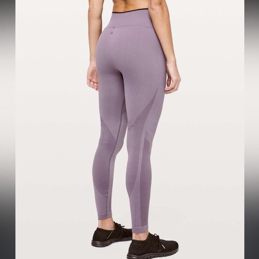 Lululemon lululemon athletica l Iconic Sweat Legging Lavender Size 4 Size 27" / US 4 / IT 40 - 2 Thumbnail