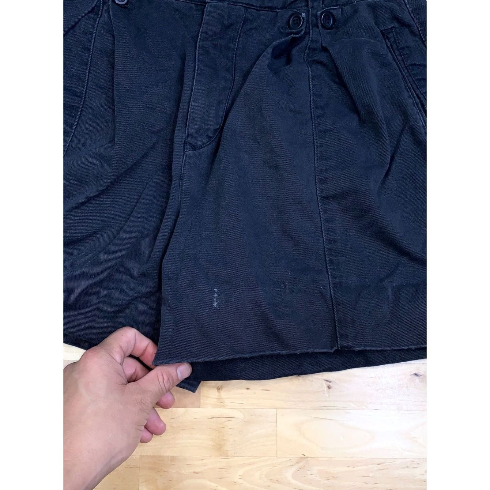 Chaco VINTAGE High Waisted Bermuda Shorts Women 8 Black Pleated 90s Casual Chac Size 30" / US 8 / IT 44 - 4 Thumbnail
