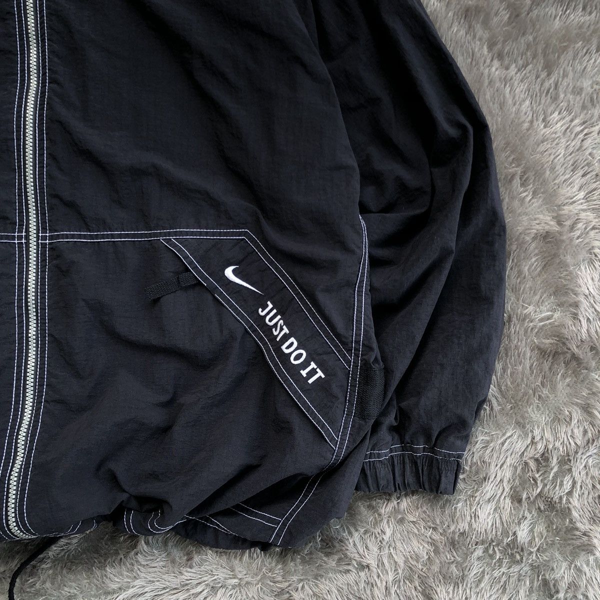 Nike Vintage Nike 1971 Around The world Size US XL / EU 56 / 4 - 4 Thumbnail