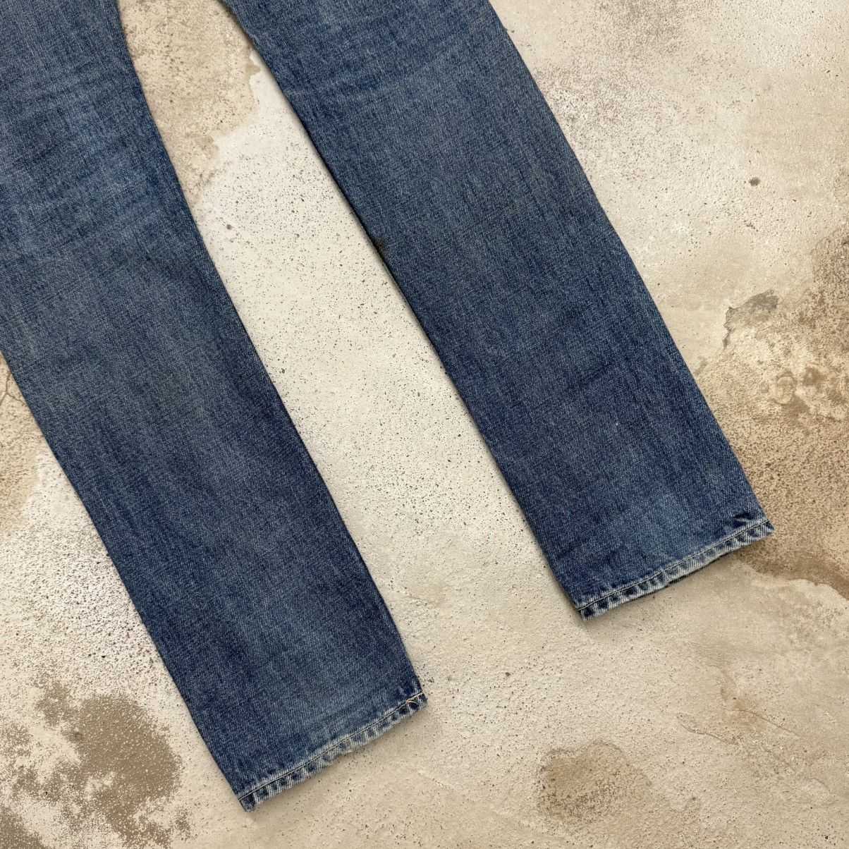 Japanese Brand DMG Buttonfly Slim Straight Distressed Denim Pants Size 26" / US 2 / IT 38 - 11 Thumbnail