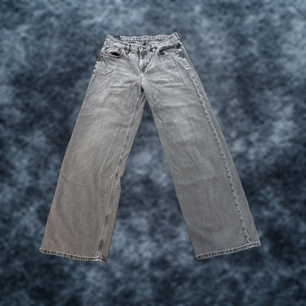 American Eagle Outfitters American Eagle Outfitters Jeans Womens 2 Gray Wide-Leg Skater Low Rise Cotton Denim 28x29 Size 28" / US 6 / IT 42 - 1 Thumbnail