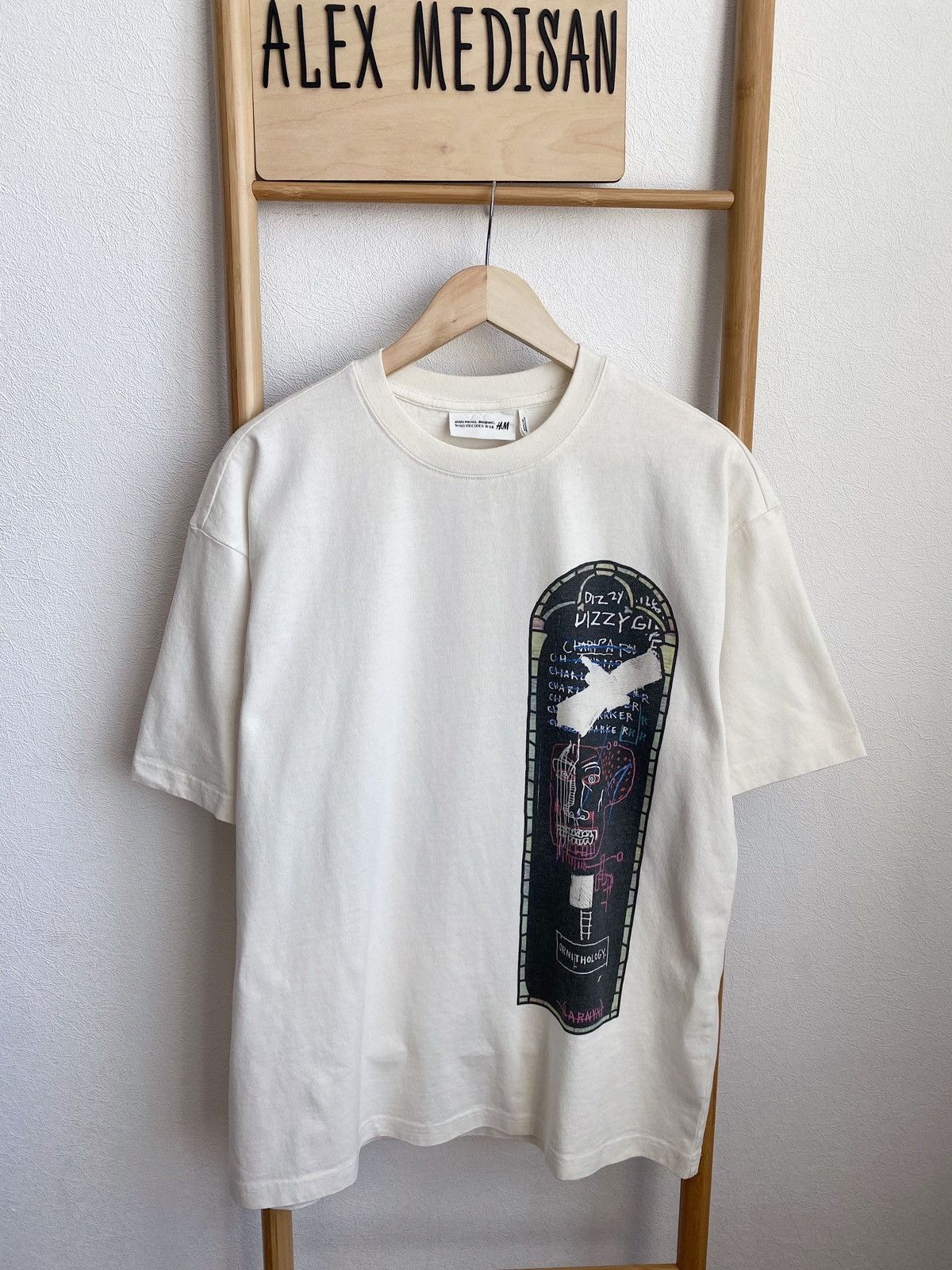 H&M × Jean-Michel Basquiat × Who Decides War WHO DECIDES WAR x BASQUIAT x H&M RELAXED FIT COTTON T-SHIRT Size US M / EU 48-50 / 2 - 11 Thumbnail