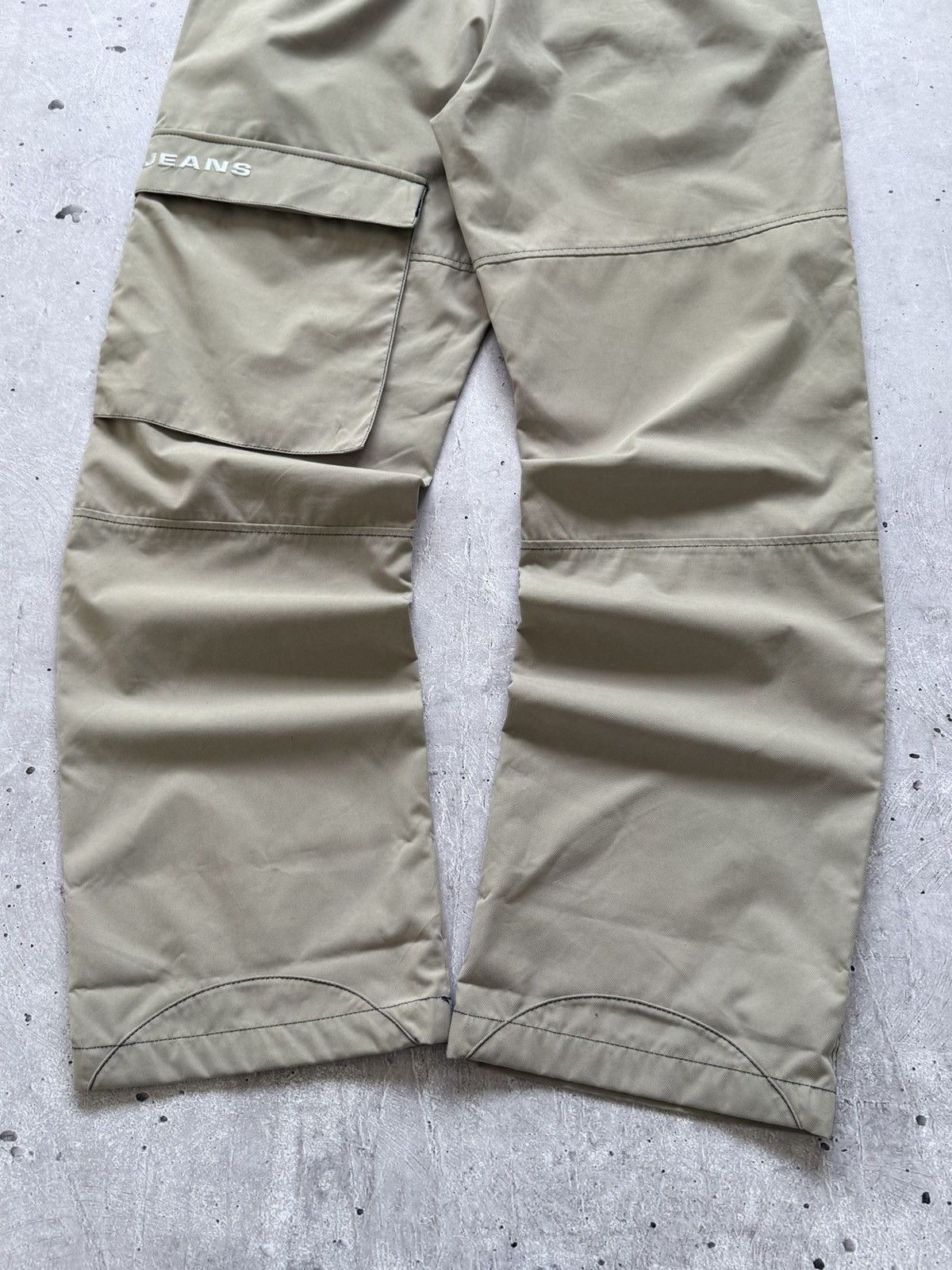 Tommy Hilfiger Vintage 90s Tommy Hilfiger Baggy Cargo Pants Size US 36 / EU 52 - 8 Thumbnail