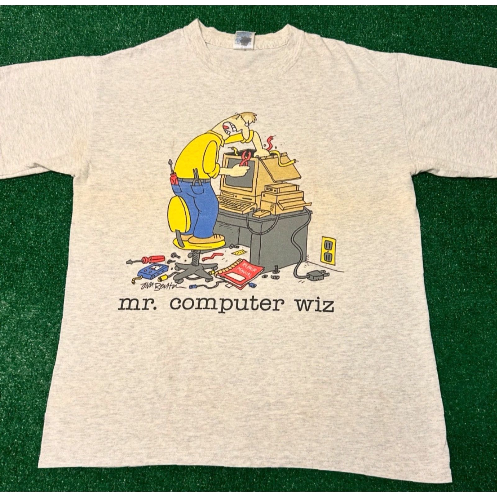 Vintage VINTAGE 90s Mr Computer Wiz Tech Cartoon VTG Shirt Mens M Gray 1990s Cartoon Tech Mens Shirt Size US M / EU 48-50 / 2 - 3 Thumbnail