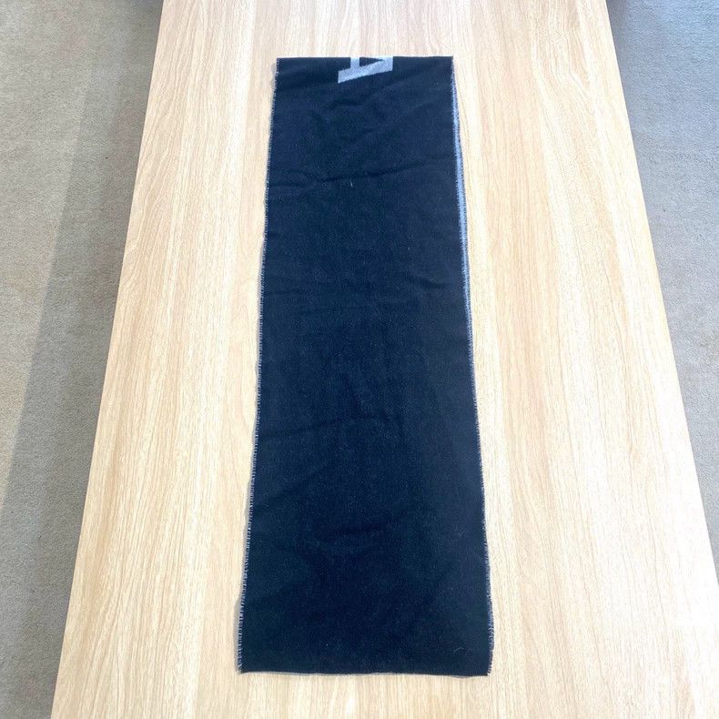 Balenciaga Balenciaga Large logo scarf 2505-Nextarrow Size ONE SIZE - 2 Thumbnail