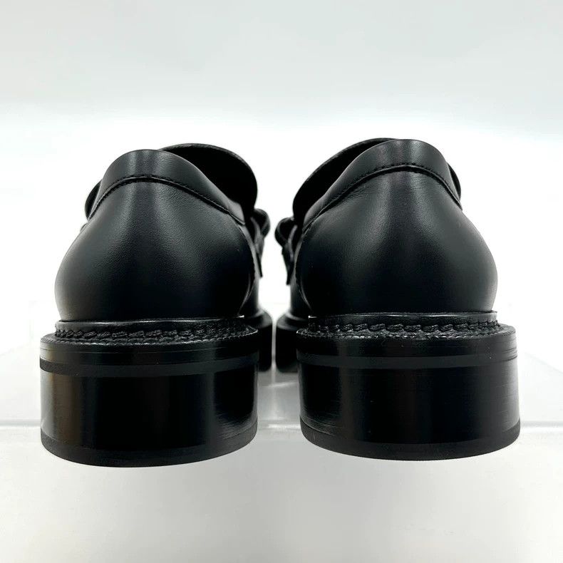 Louis Vuitton Louis Vuitton Black Lock Loafers shoes Size US 5.5 / IT 35.5 - 4 Thumbnail