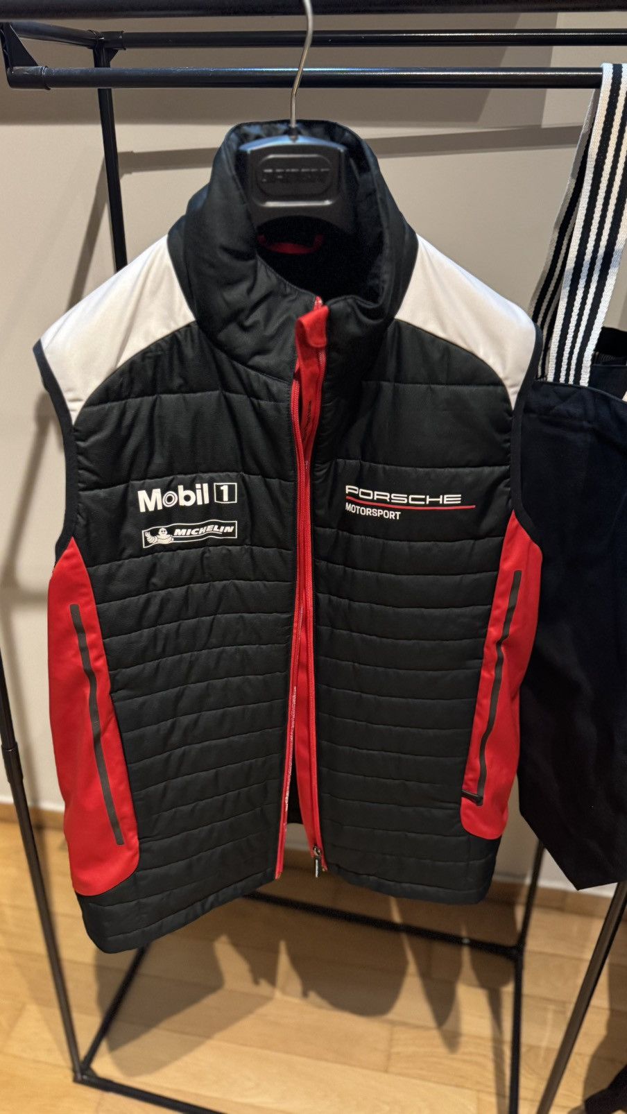 Porsche Design Porsche Motorsport Team Vest – Official Collection Size US L / EU 52-54 / 3 - 1 Thumbnail