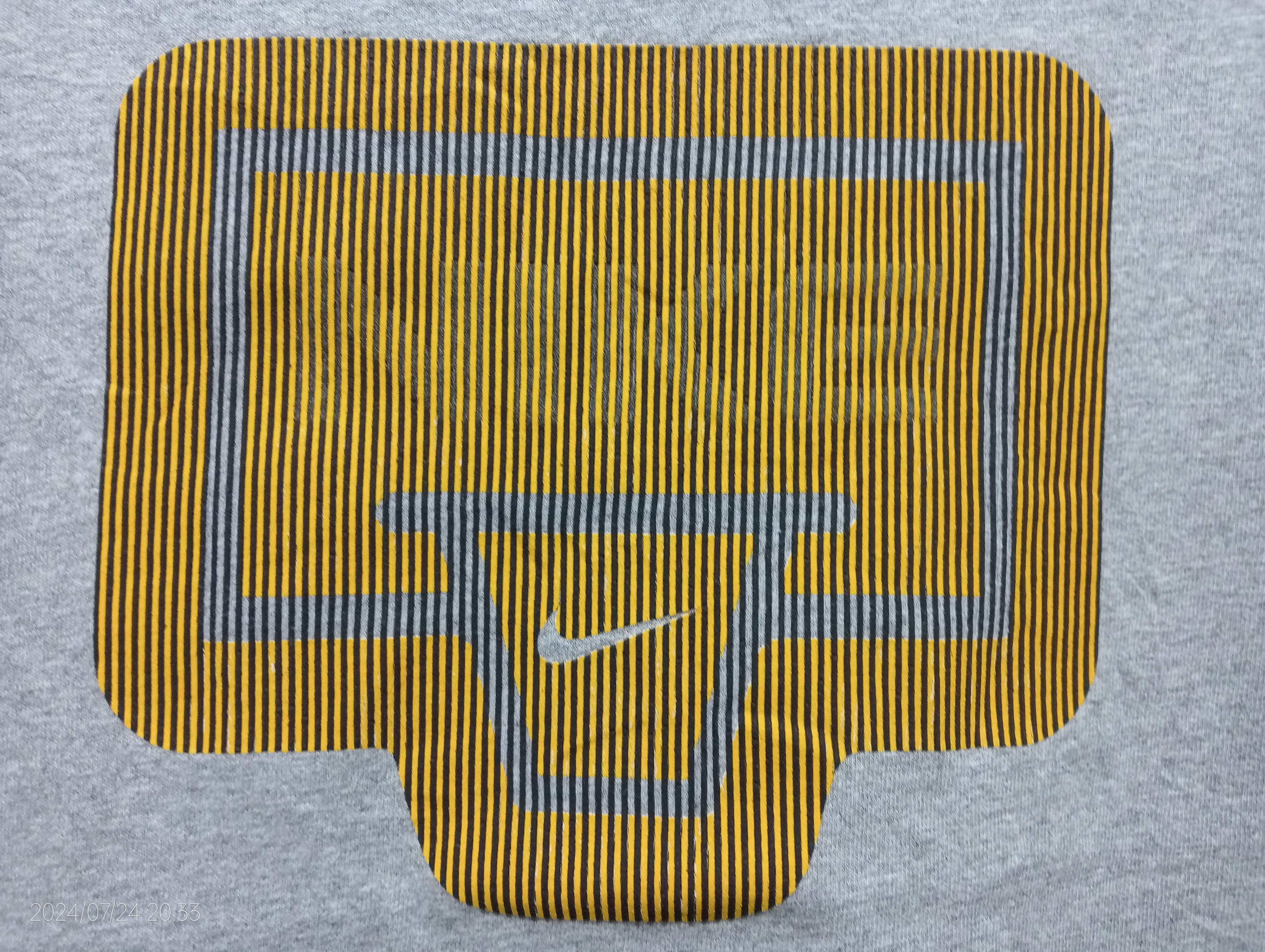 Nike Vintage Y2K Nike Tee Made in USA Size US M / EU 48-50 / 2 - 9 Thumbnail